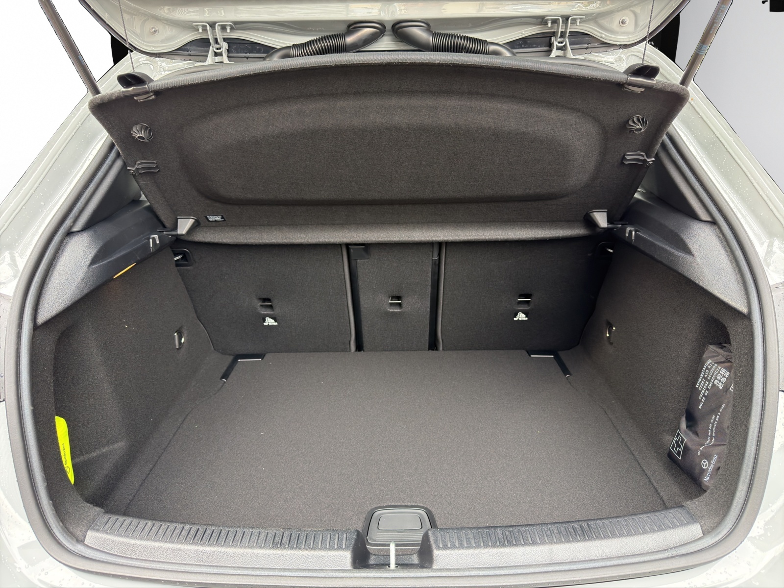 Image MERCEDES-BENZ A-200 A 200 Night Star 7G-DCT