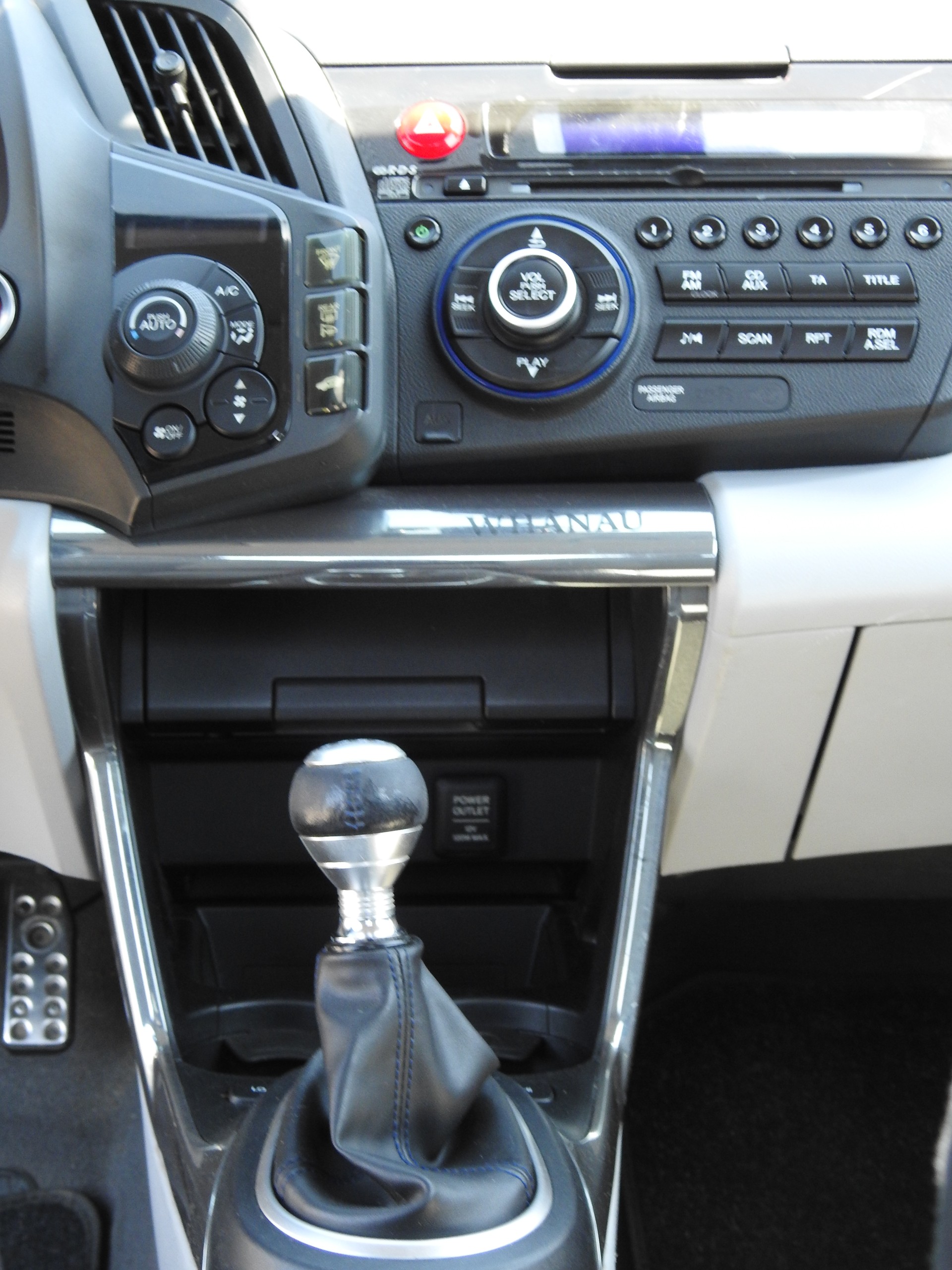 HONDA CR-Z 1.5i Hybrid GT-image-15