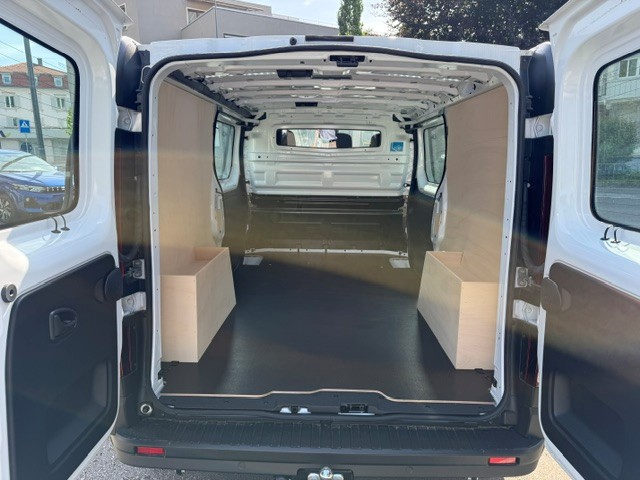 RENAULT Trafic Kaw. 3.0 t L2 H1 2.0 dCi Blue 150 Advance-image-8