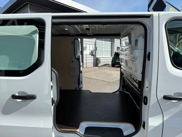 RENAULT Trafic Kaw. 3.0 t L2 H1 2.0 dCi Blue 150 Advance-image-7