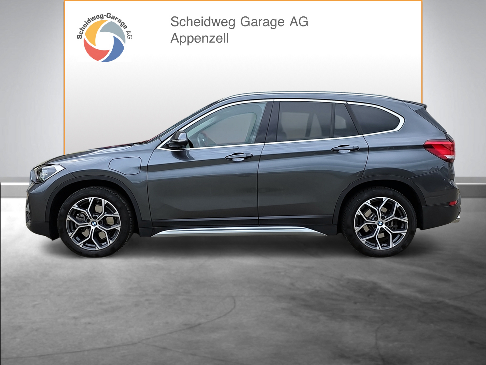 BMW X1 xDrive 25e xLine Steptronic-image-2