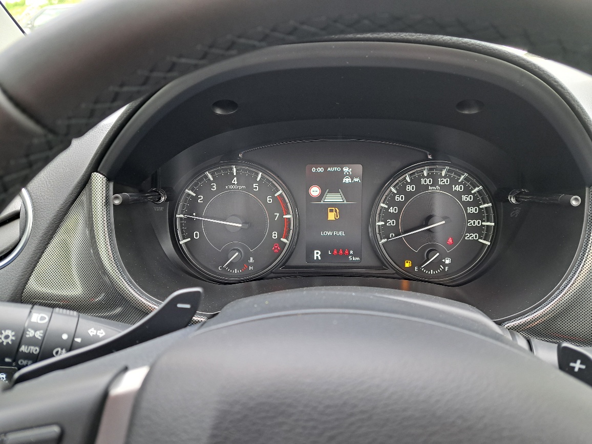 SUZUKI Vitara 1.4 Boosterjet Sakura Top 4x4 Hybrid Automatic-image-6