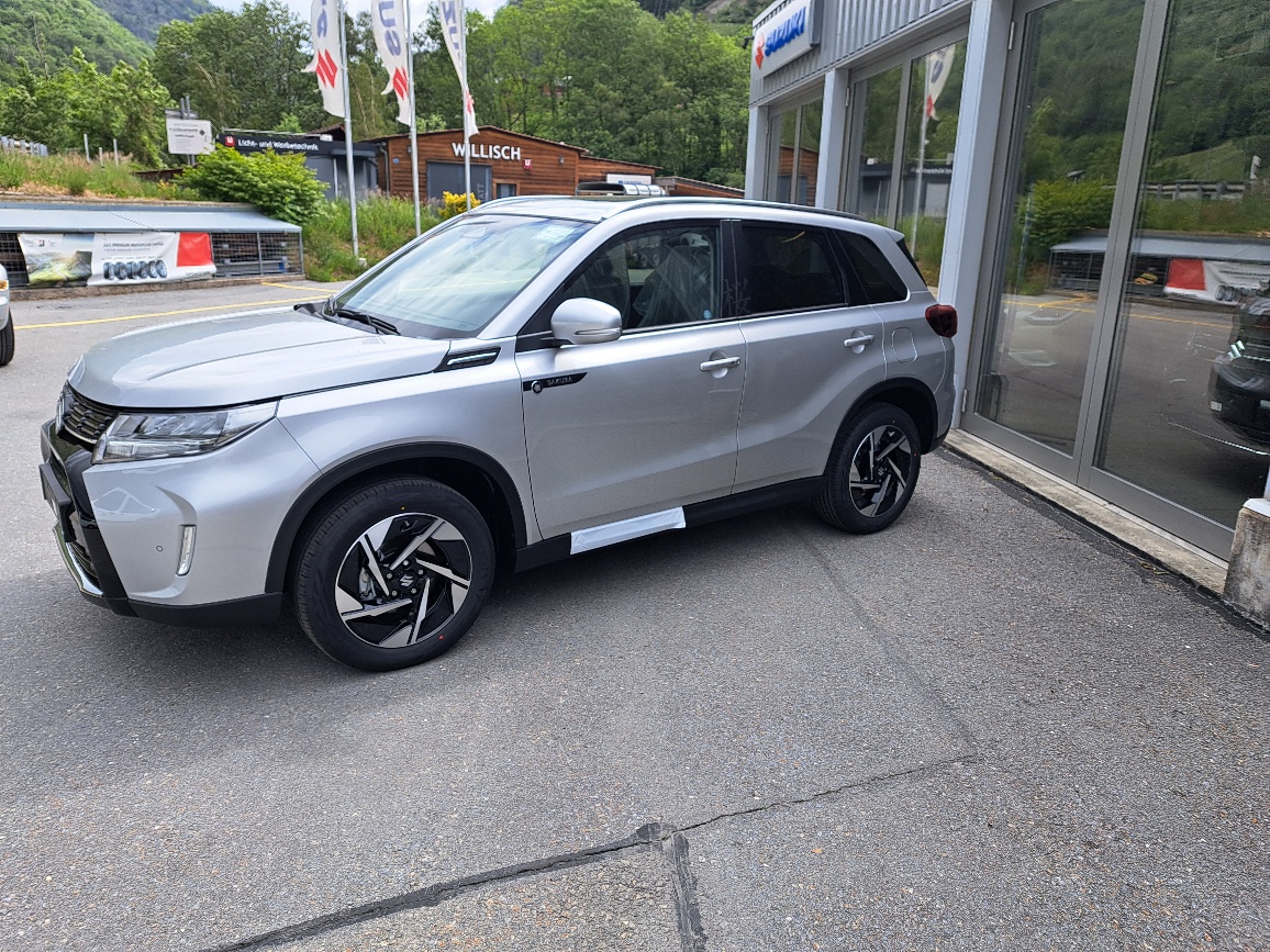SUZUKI Vitara 1.4 Boosterjet Sakura Top 4x4 Hybrid Automatic-image-2