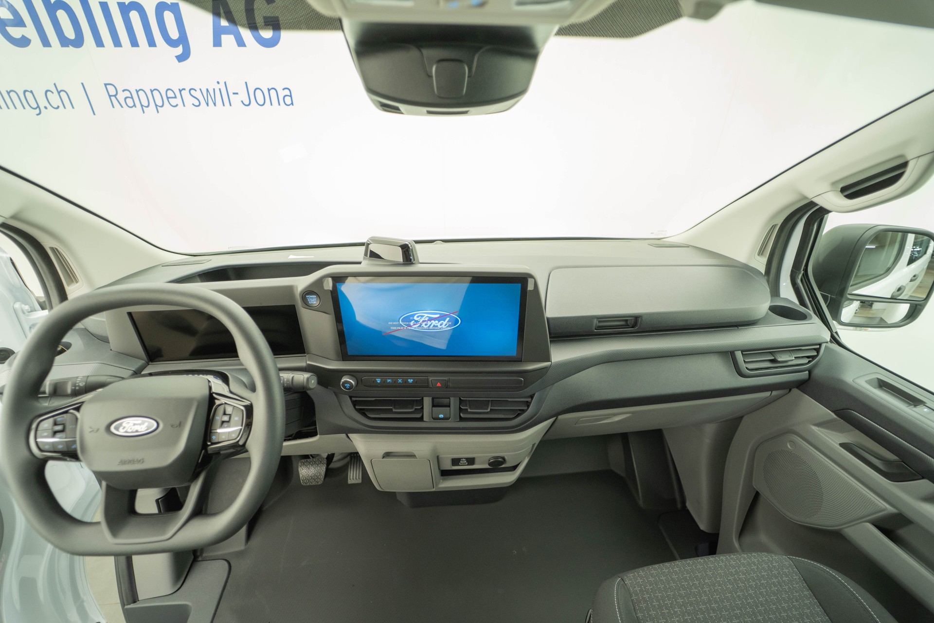 FORD Transit C Van 320 L1 2.0 EcoBlue 170 Trend 4x4-image-5
