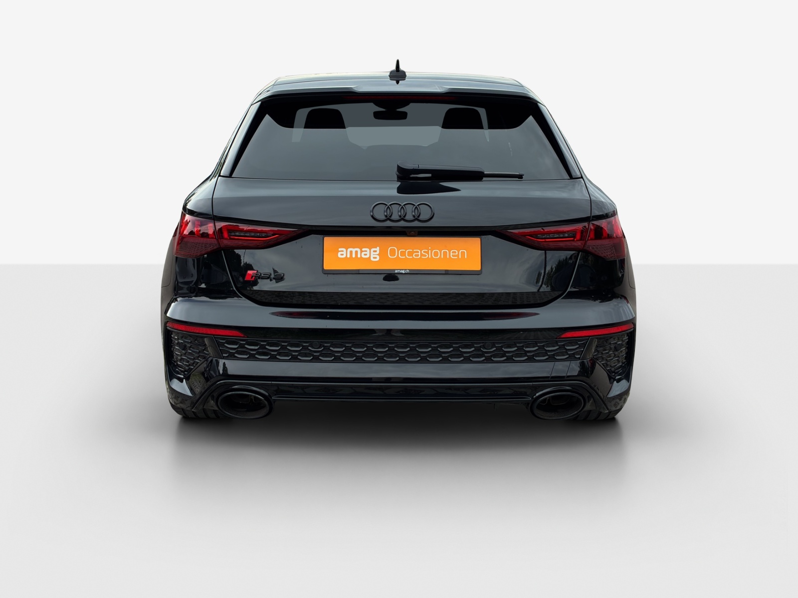 AUDI RS3 Sportback 2.5 TSI quattro S-tronic-image-3
