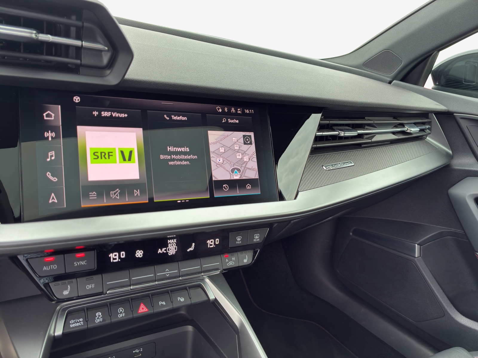 AUDI RS3 Sportback 2.5 TSI quattro S-tronic-image-10