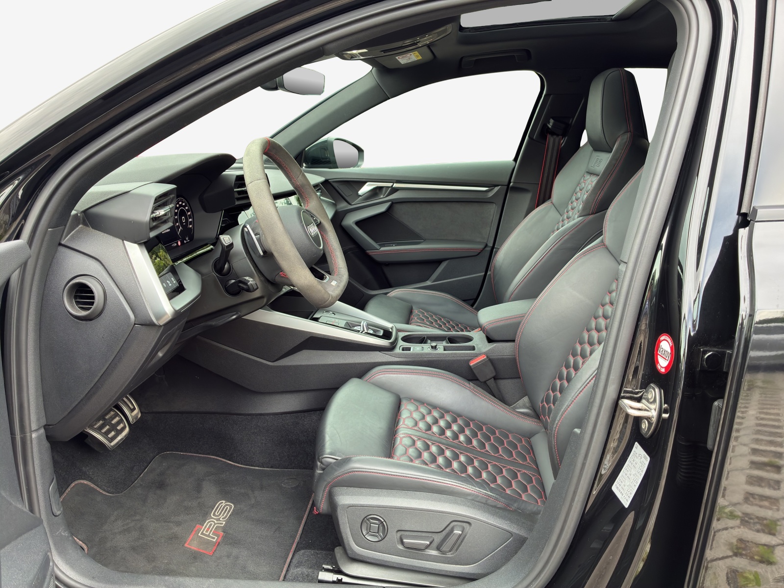 AUDI RS3 Sportback 2.5 TSI quattro S-tronic-image-7
