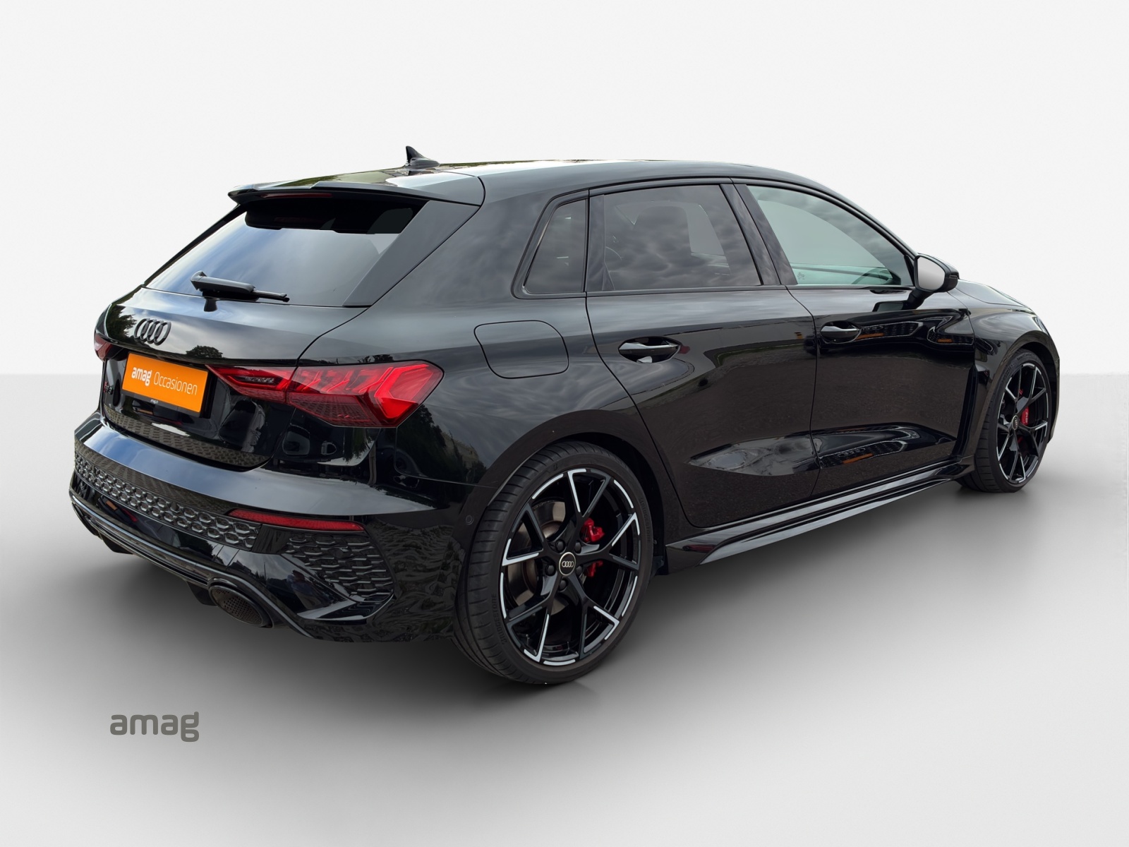 AUDI RS3 Sportback 2.5 TSI quattro S-tronic-image-4