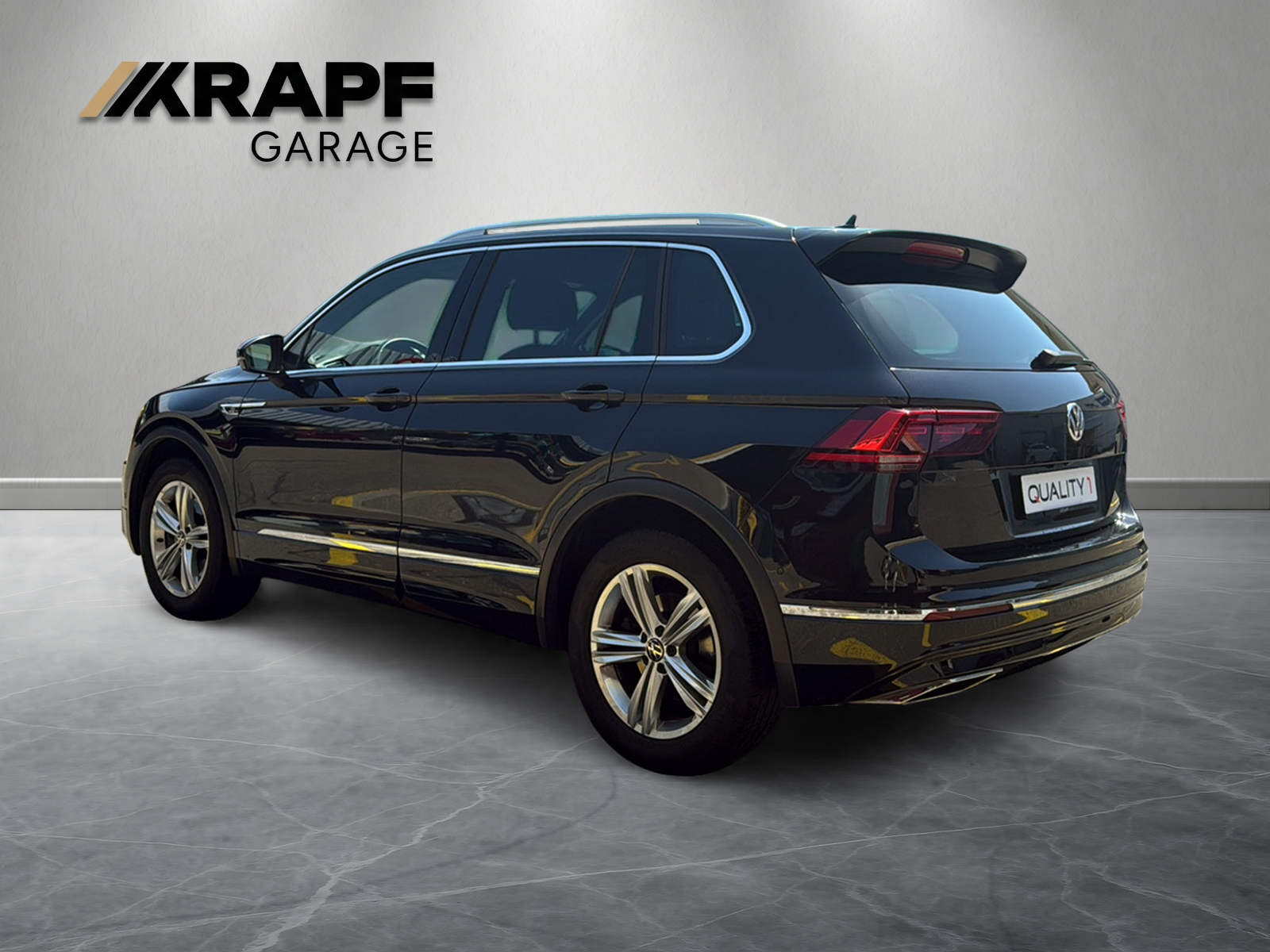 VW Tiguan 2.0 TDI SCR Highline 4Motion DSG-image-2