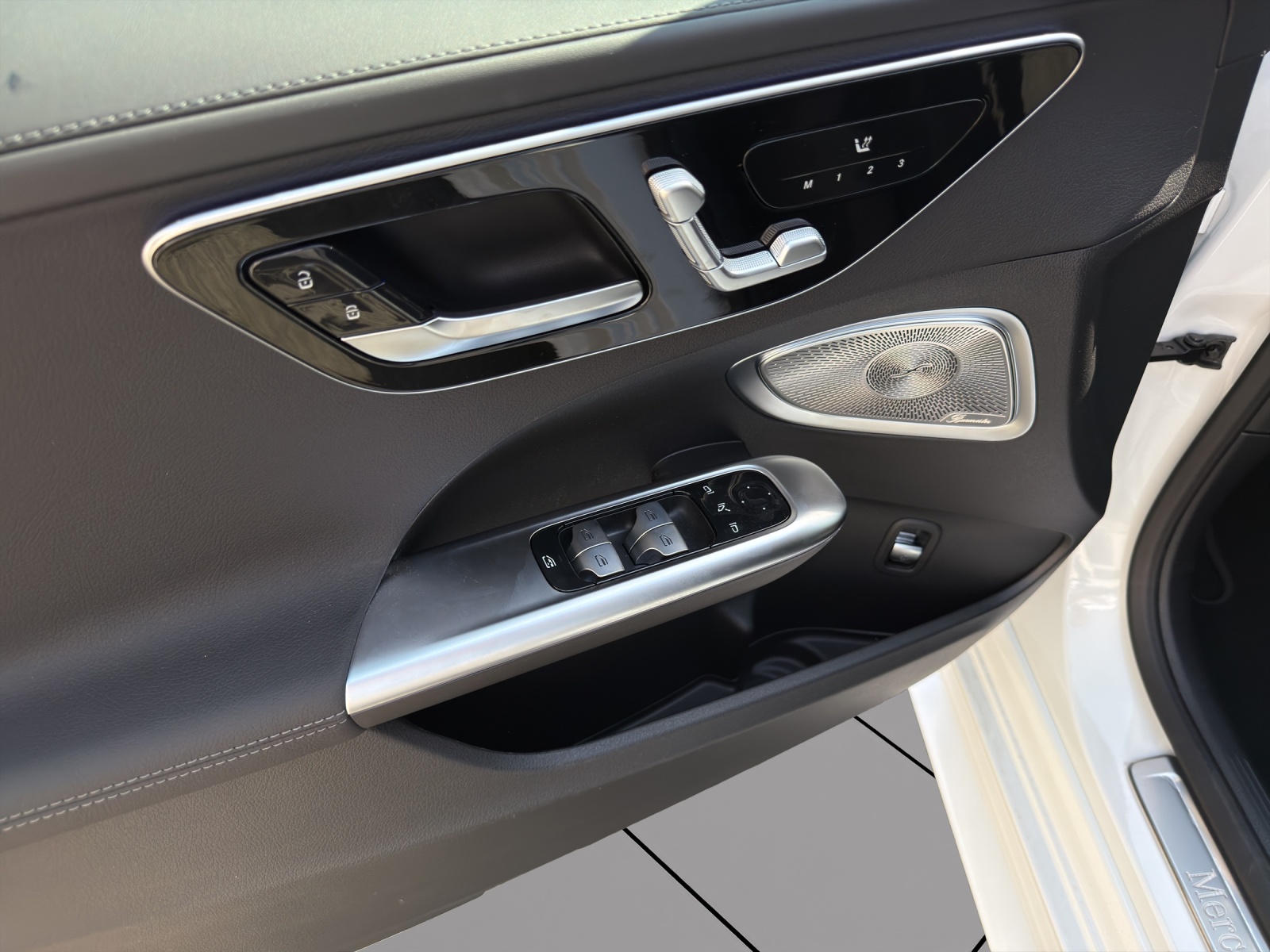 MERCEDES-BENZ C 220 d T 4 Matic Swiss Star-image-12