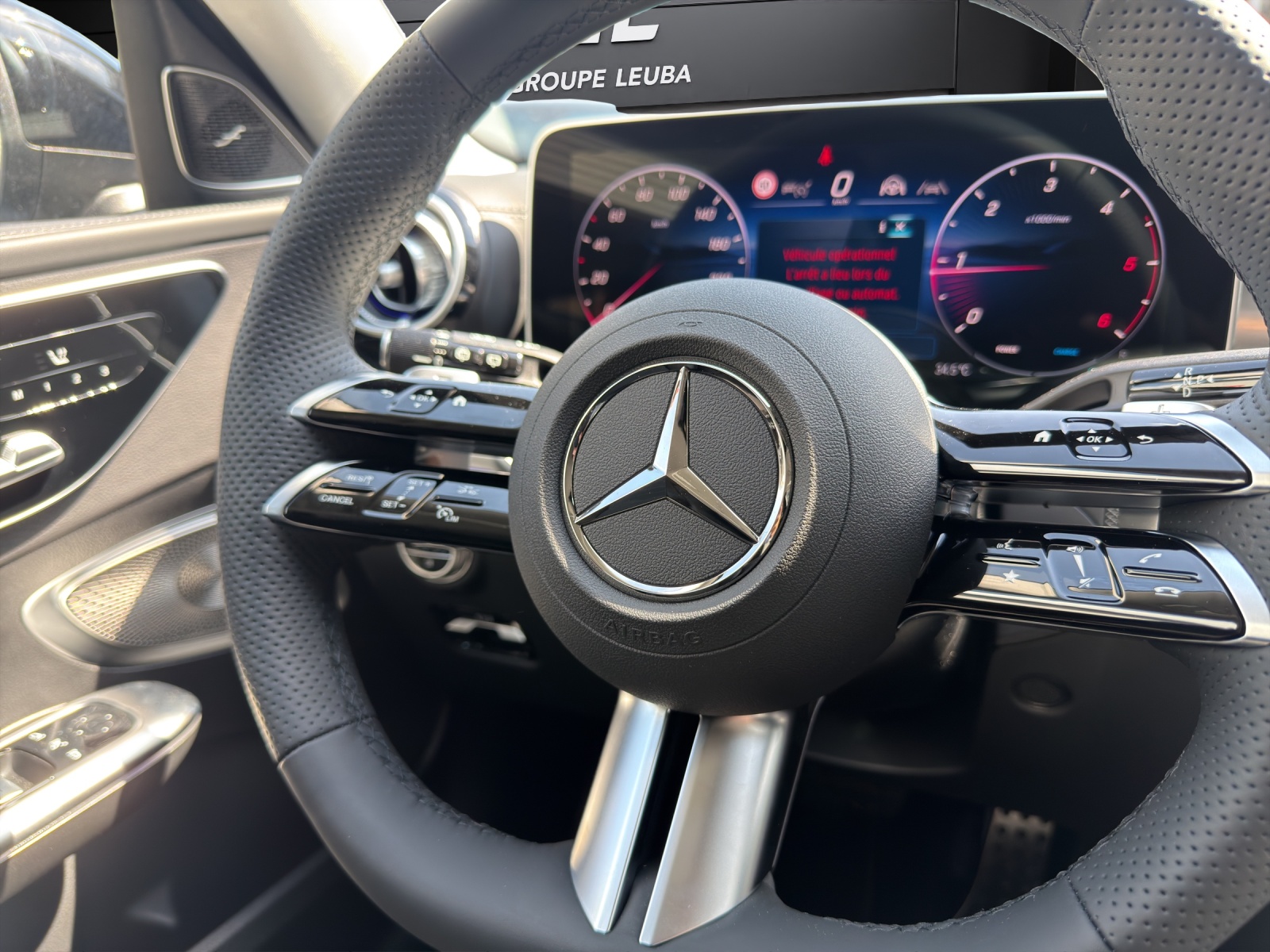 MERCEDES-BENZ C 220 d T 4 Matic Swiss Star-image-10
