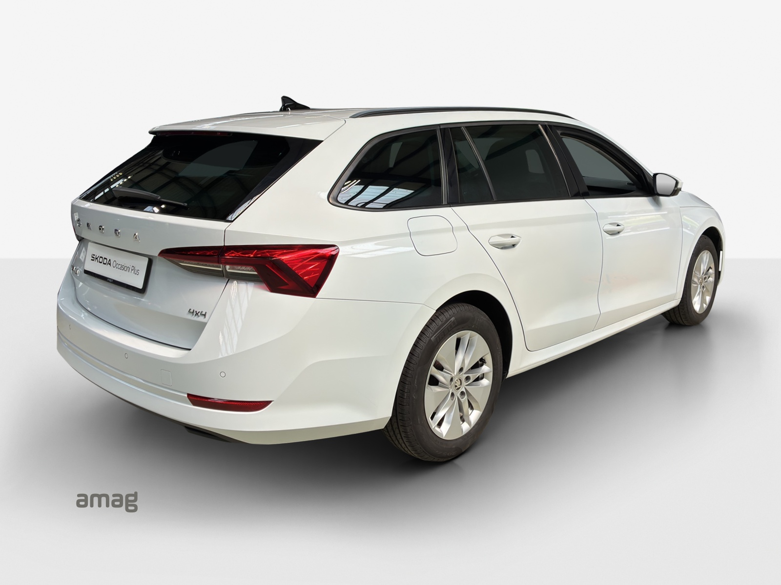 SKODA Octavia Combi 2.0 TDI DSG Ambition 4x4-image-4