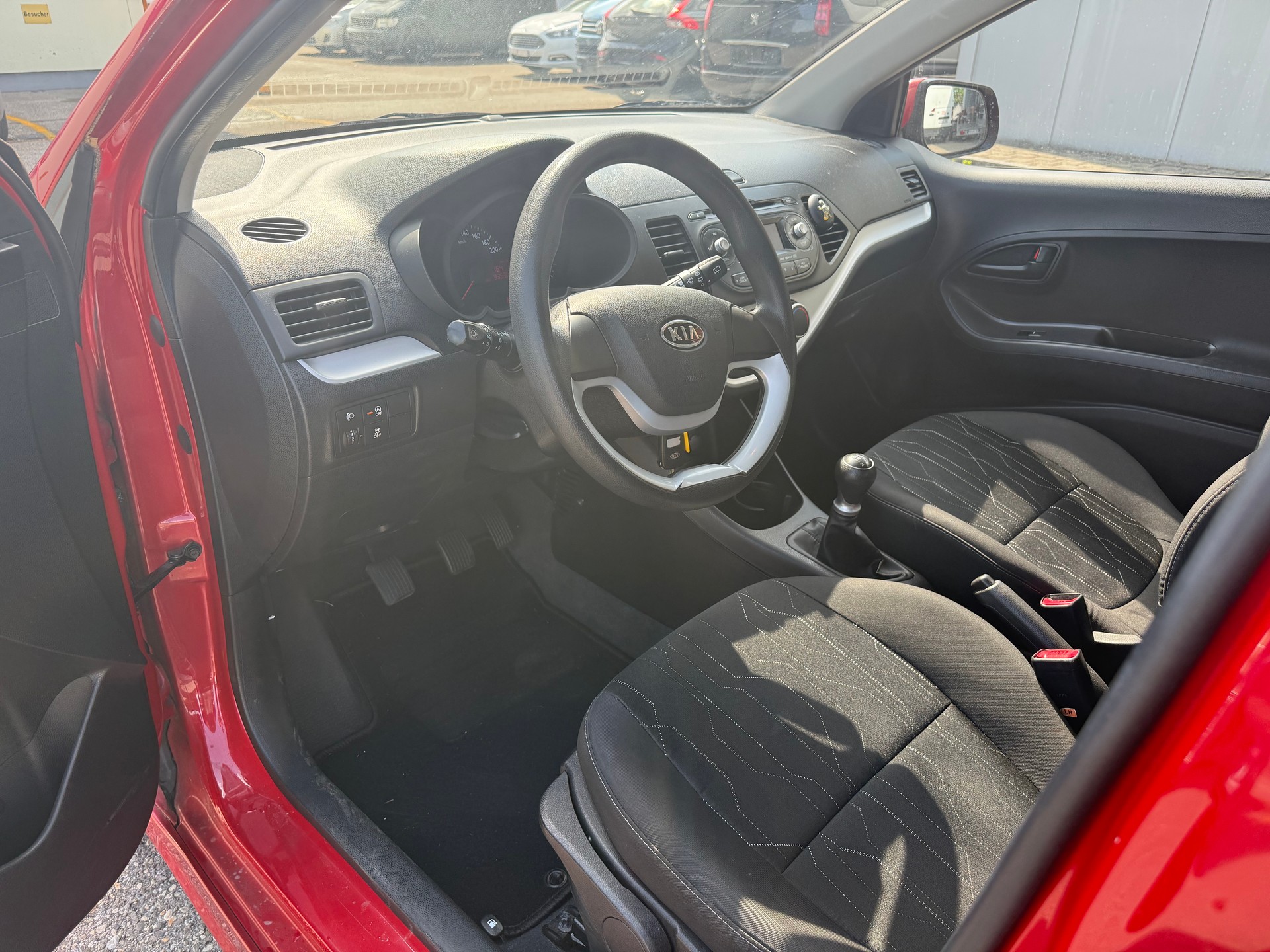 KIA Picanto 1.1 Style-image-8