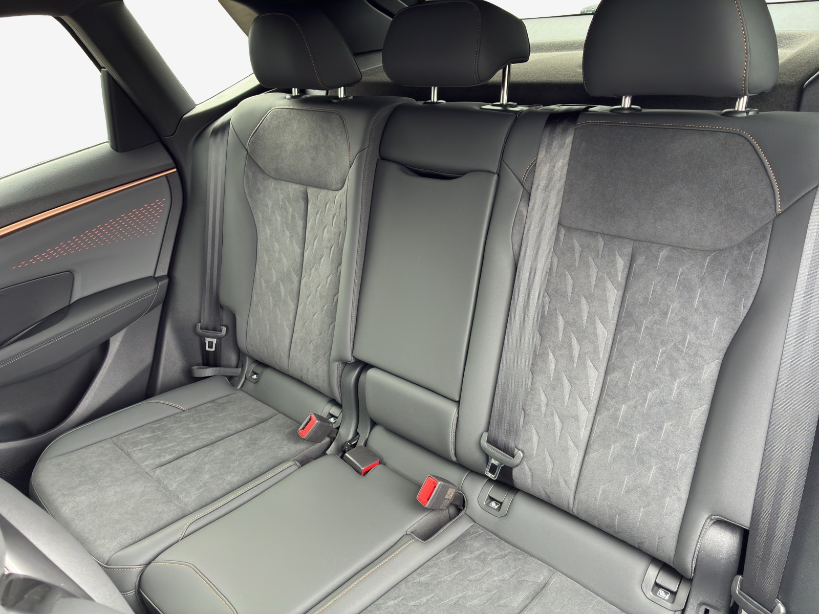 CUPRA Terramar 1.5 eHybrid Prime Edition VZ DSG-image-11