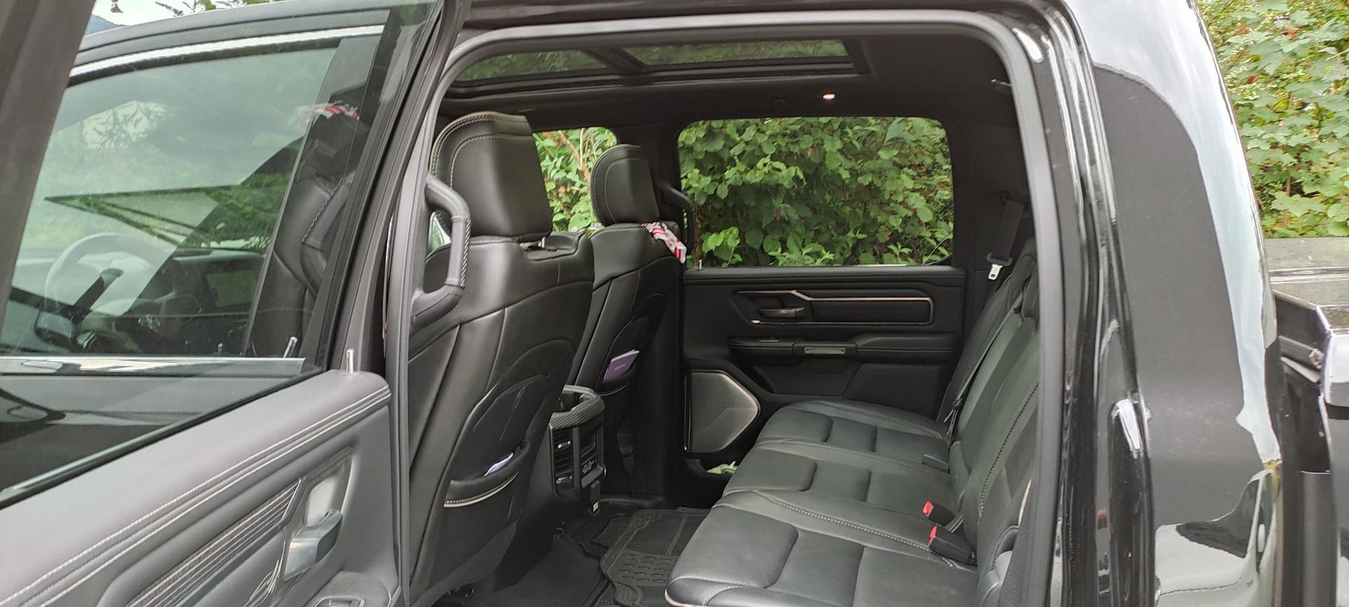 DODGE 1500 5.7L V8 HEMI 4x4 Limited-image-12