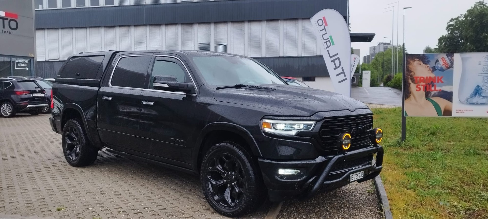 DODGE 1500 5.7L V8 HEMI 4x4 Limited-image-0