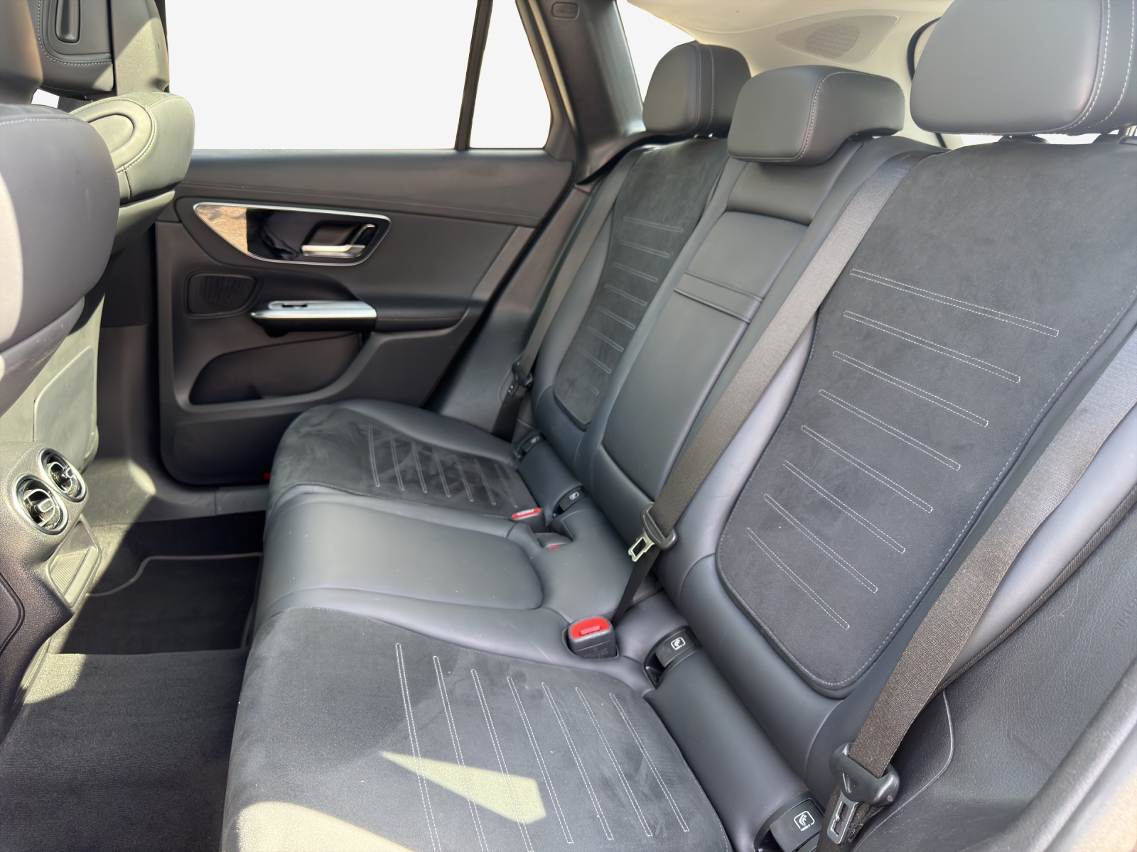 MERCEDES-BENZ GLC 220 d 4Matic 9G-Tronic-image-11