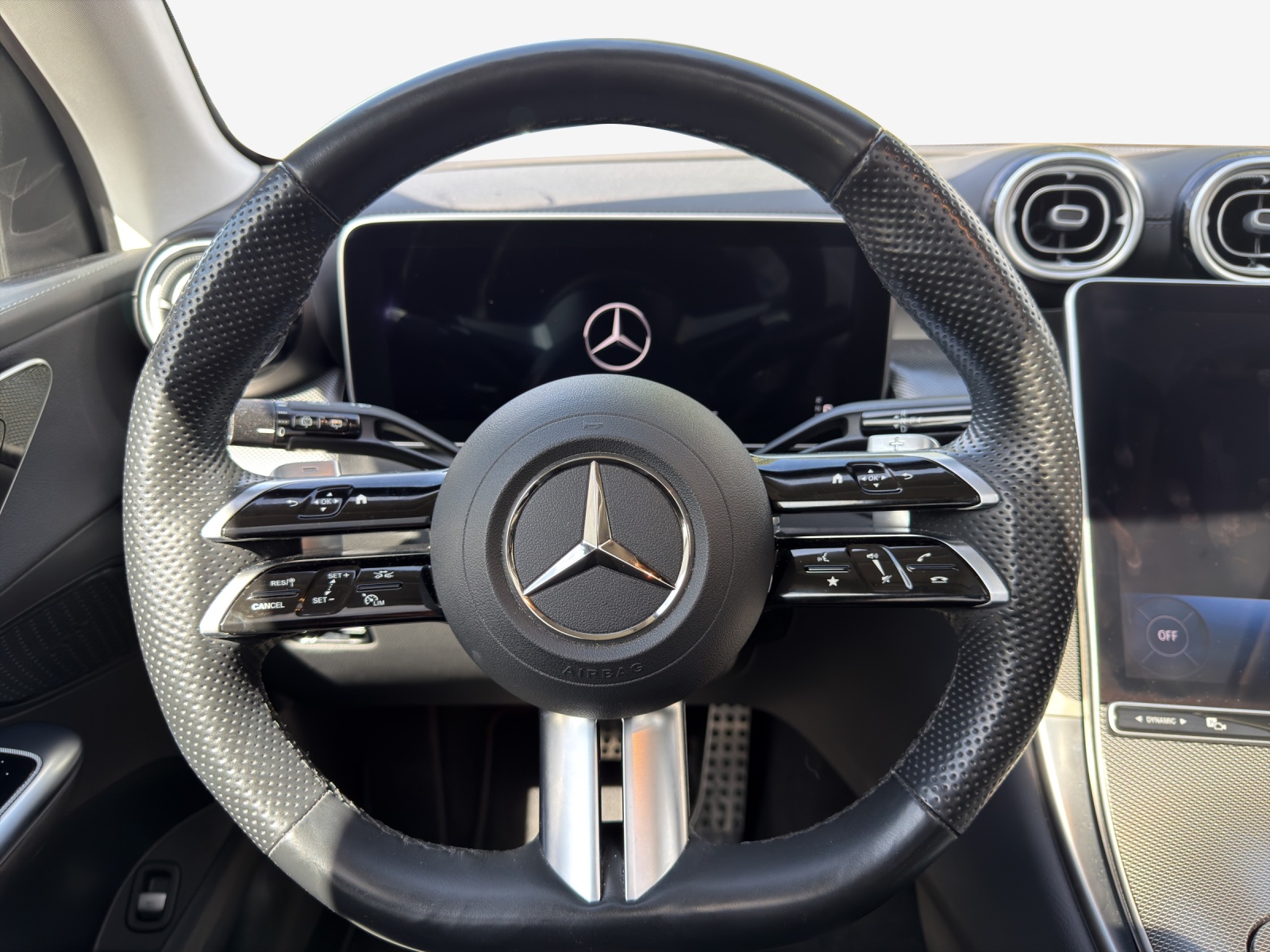 MERCEDES-BENZ GLC 220 d 4Matic 9G-Tronic-image-9