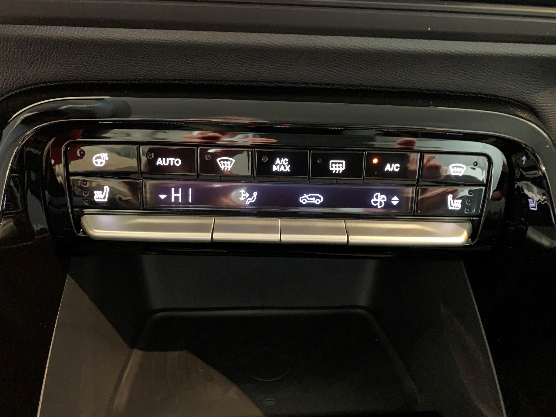 CITROEN C3 1.2i MHEV Tricolore DCS6-image-13