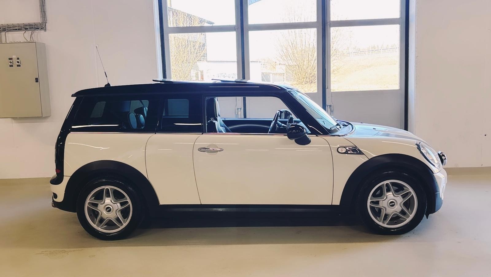 MINI Clubman Cooper S Steptronic-image-9