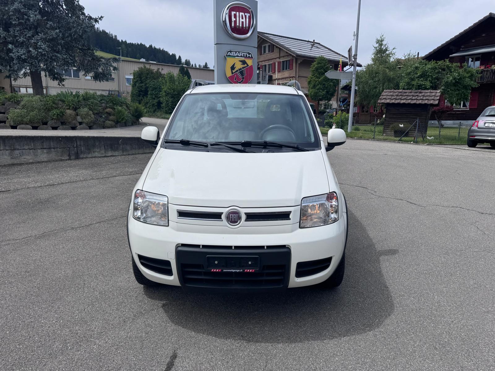 FIAT Panda 1.3 16V JTD Climbing 4x4-image-3