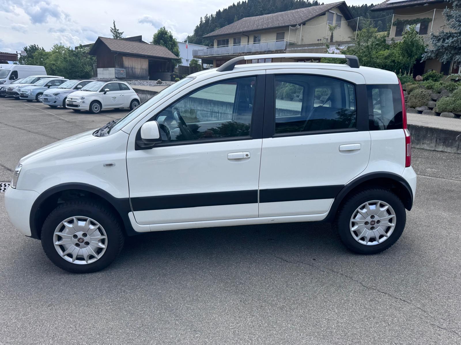 FIAT Panda 1.3 16V JTD Climbing 4x4-image-15
