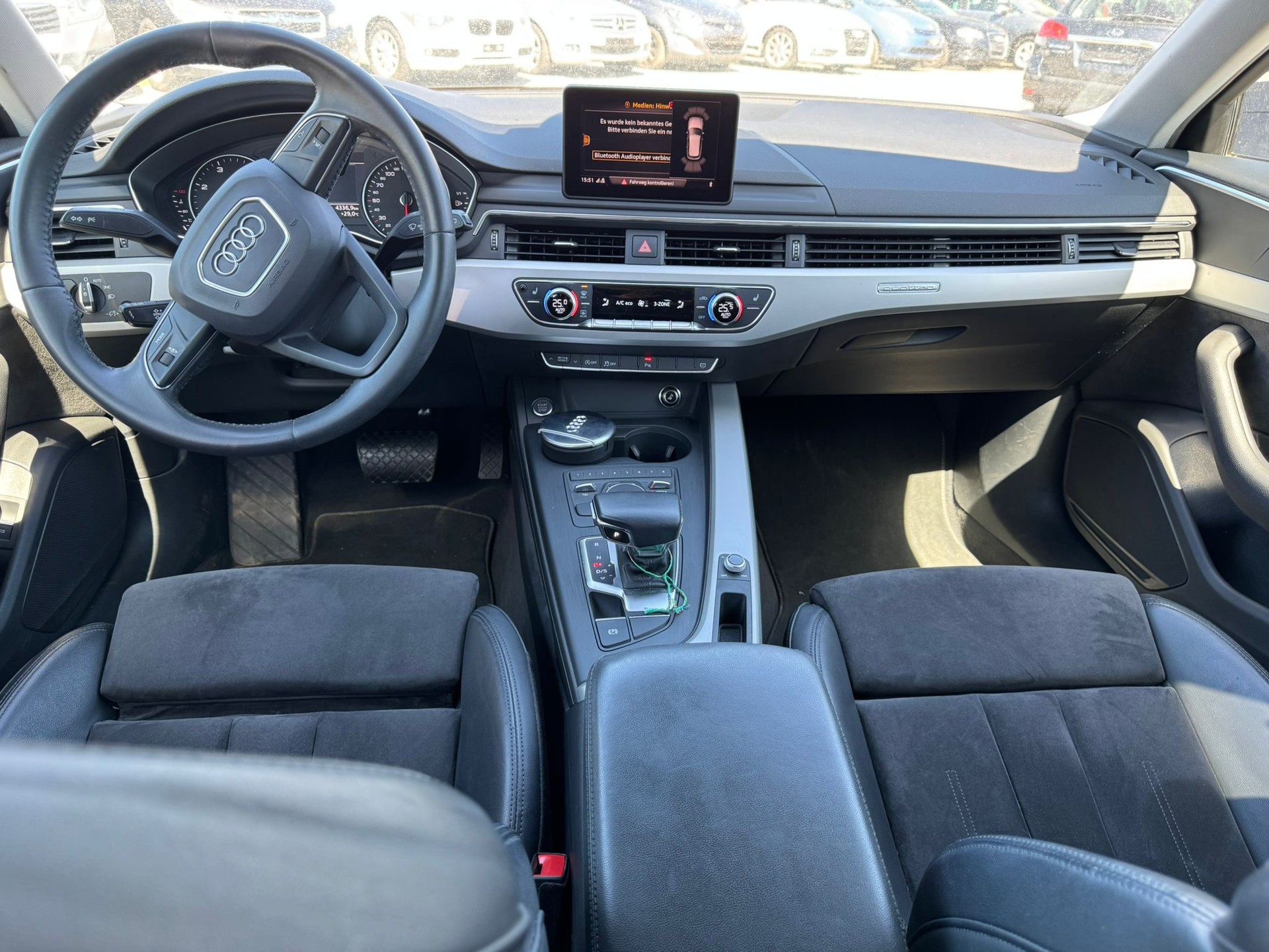 AUDI A4 Avant 40 TDI Sport quattro S-tronic-image-7