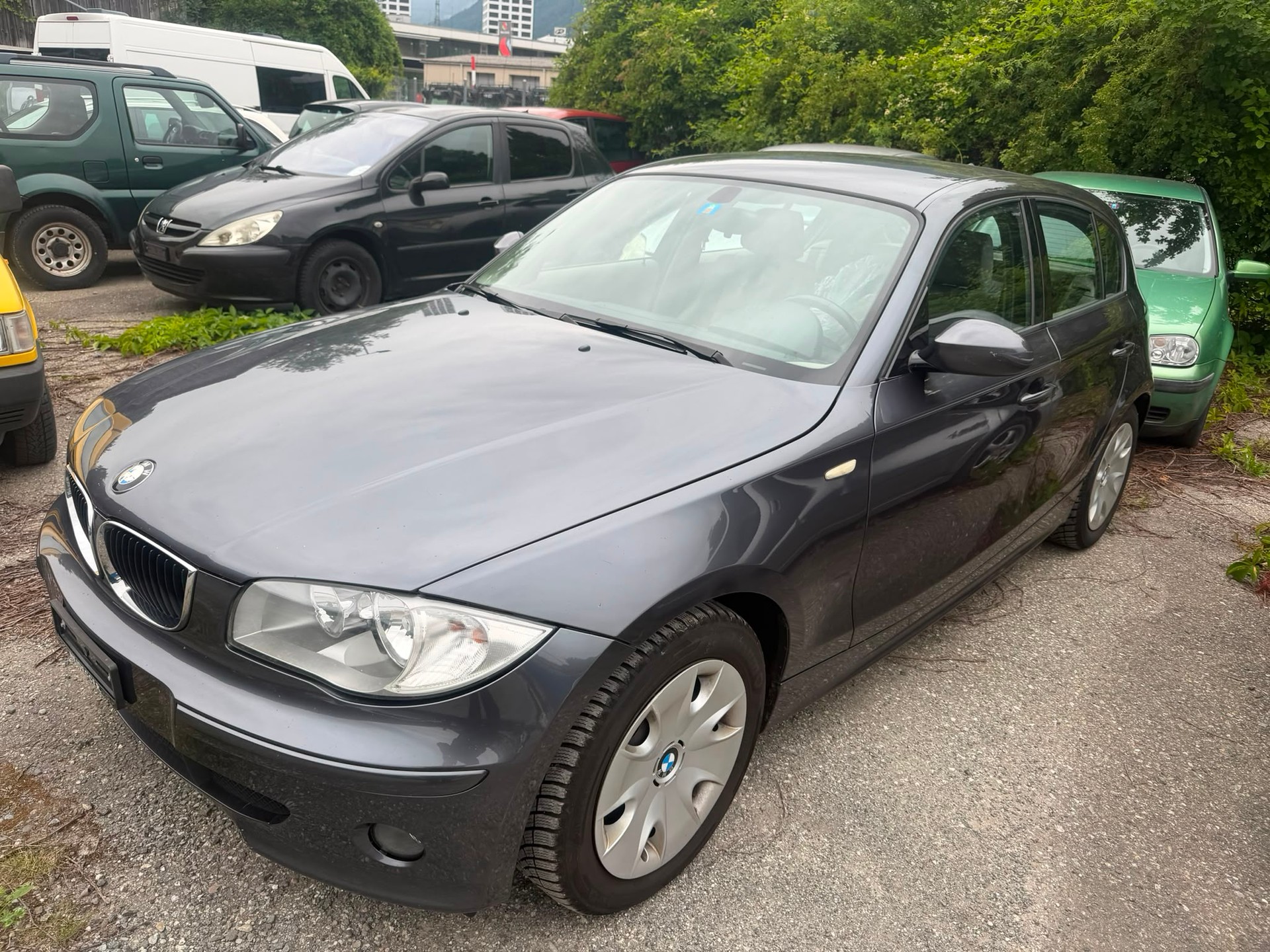 BMW 120d A-image-6