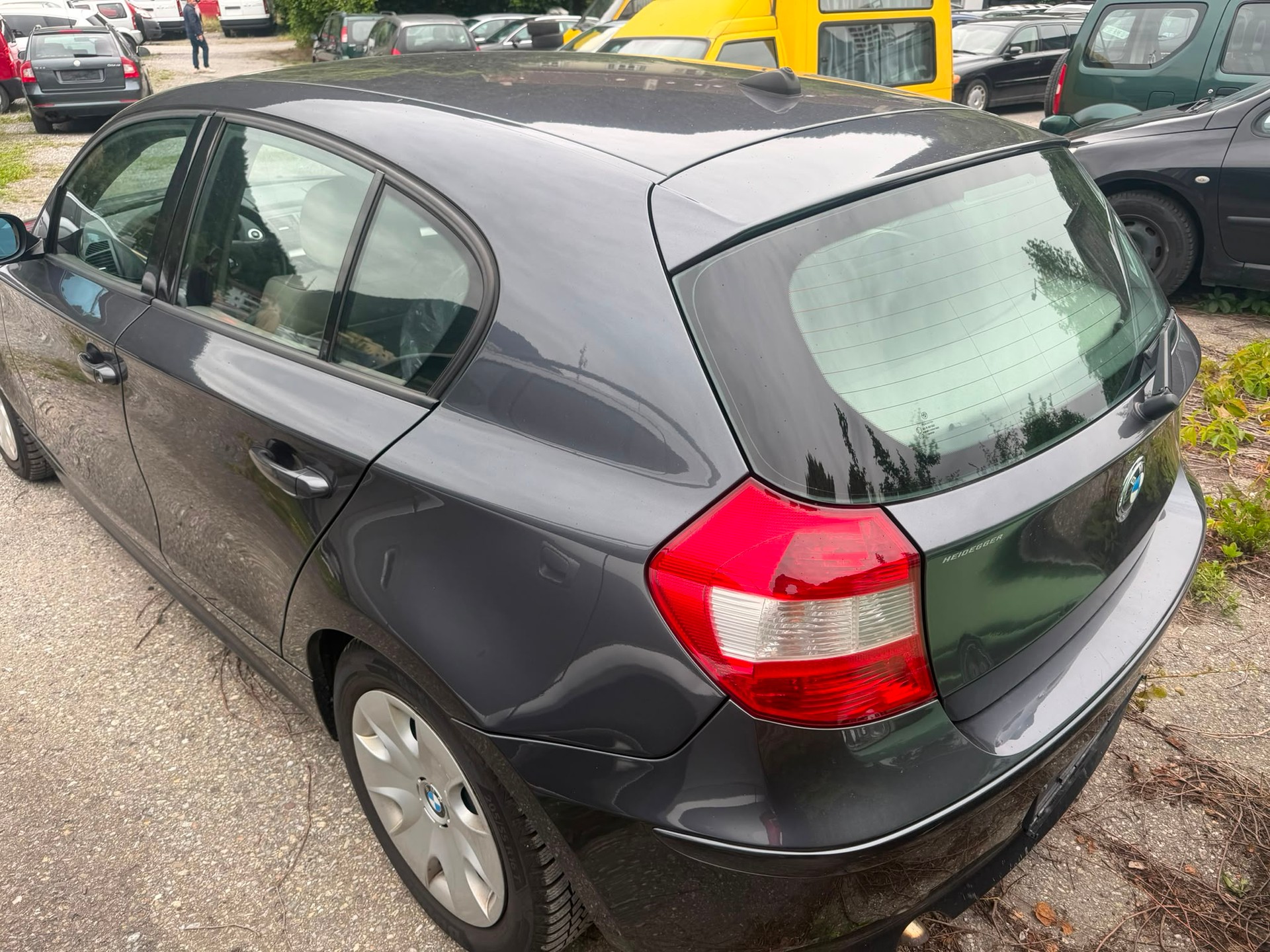 BMW 120d A-image-10