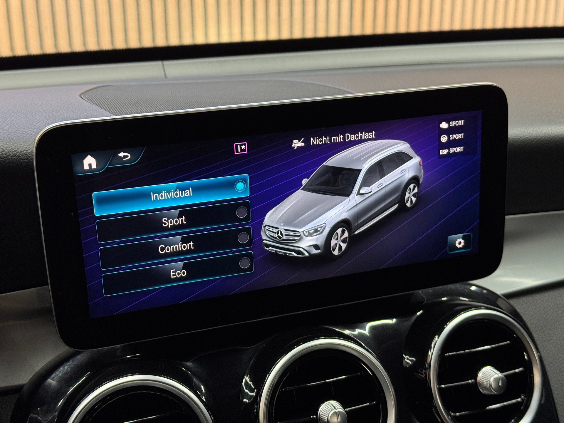 MERCEDES-BENZ GLC 220 d 4m | 1 Jahr Garantie | Facelift | *ab CHF 249.-/ Monat*-image-19