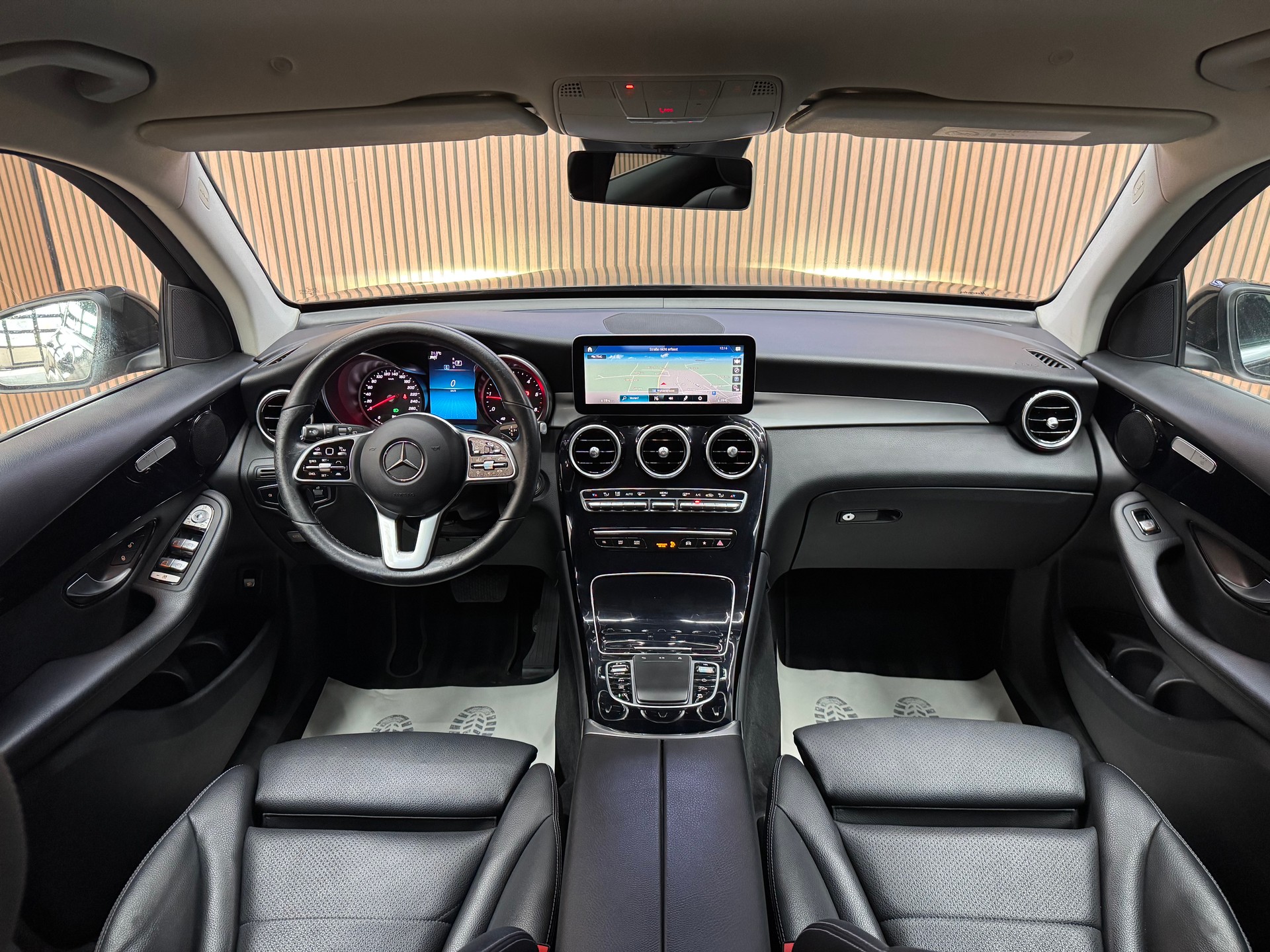 MERCEDES-BENZ GLC 220 d 4m | 1 Jahr Garantie | Facelift | *ab CHF 249.-/ Monat*-image-13