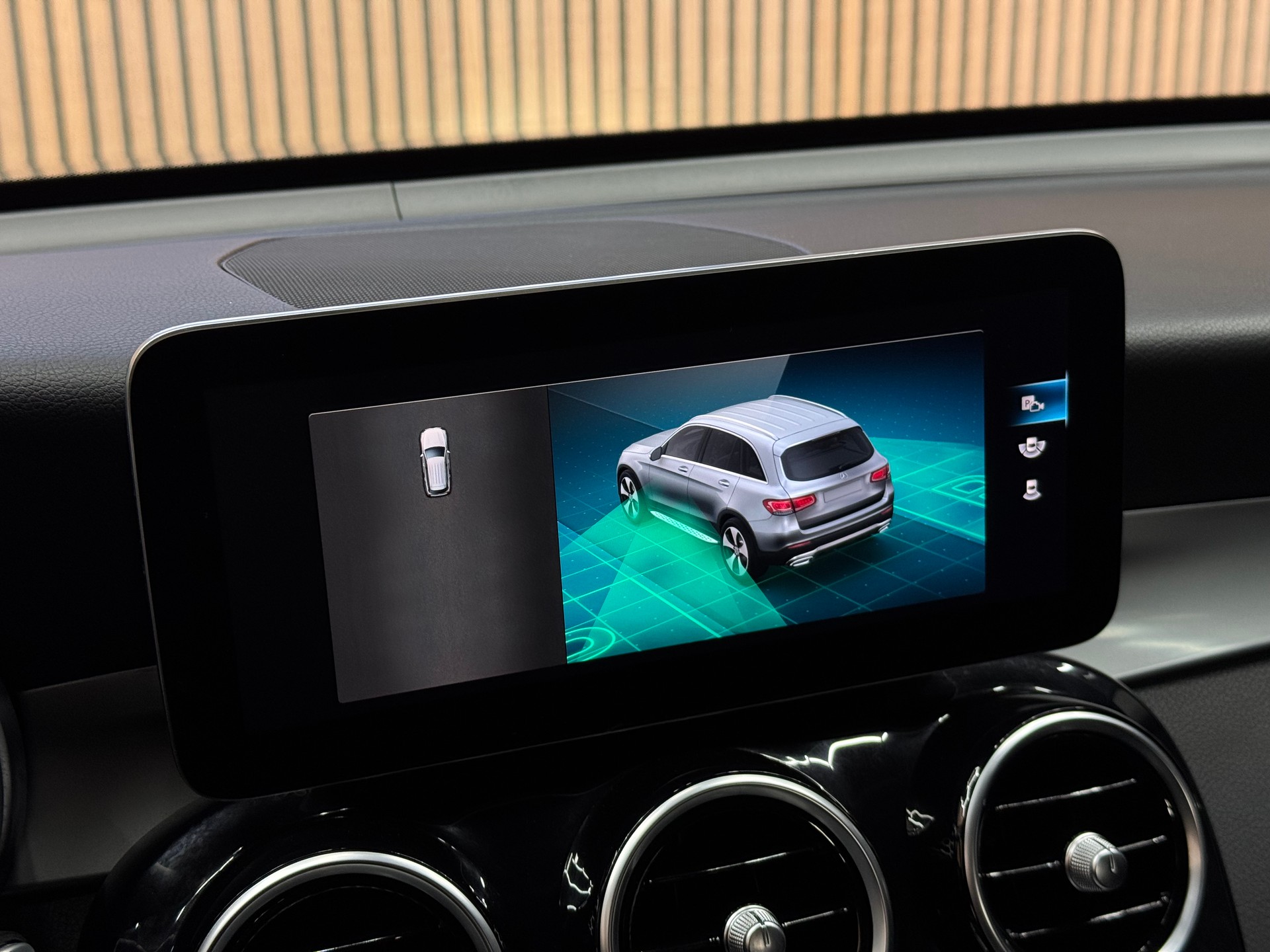 MERCEDES-BENZ GLC 220 d 4m | 1 Jahr Garantie | Facelift | *ab CHF 249.-/ Monat*-image-18