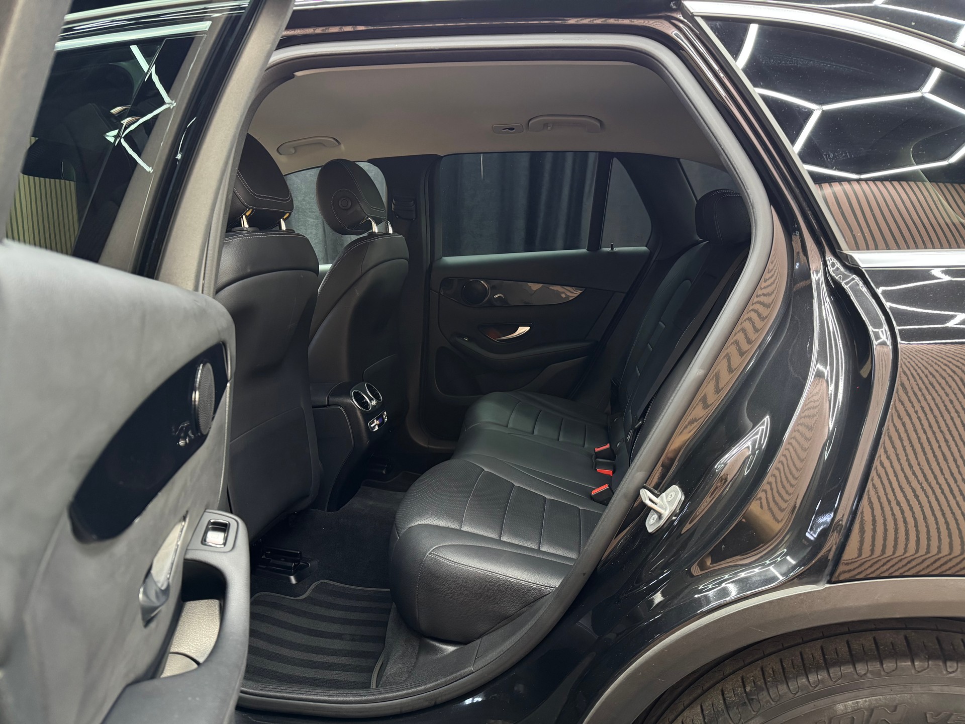 MERCEDES-BENZ GLC 220 d 4m | 1 Jahr Garantie | Facelift | *ab CHF 249.-/ Monat*-image-11