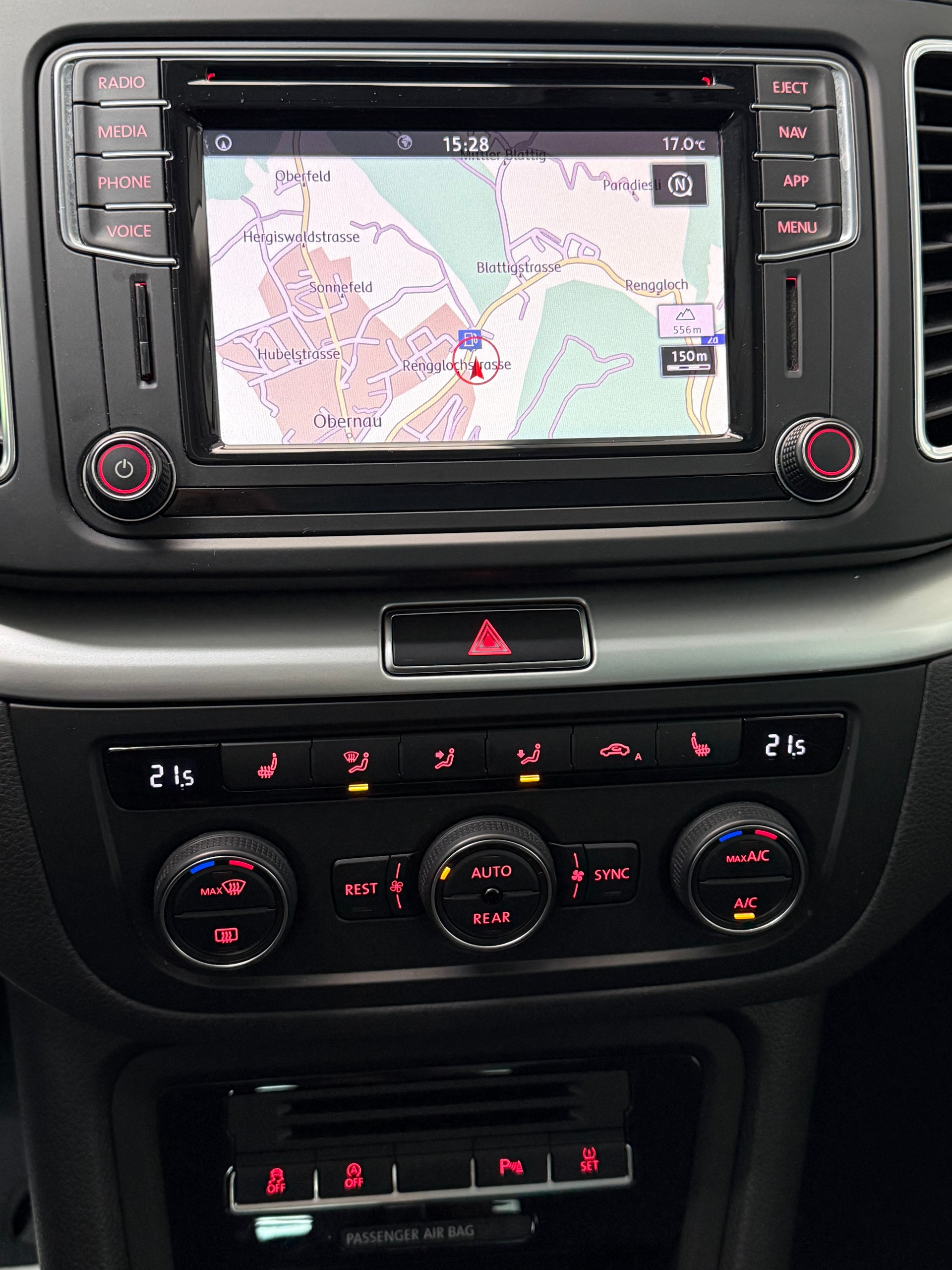 VW SHARAN 1.4 TSI * 7 Plätzer *-image-14