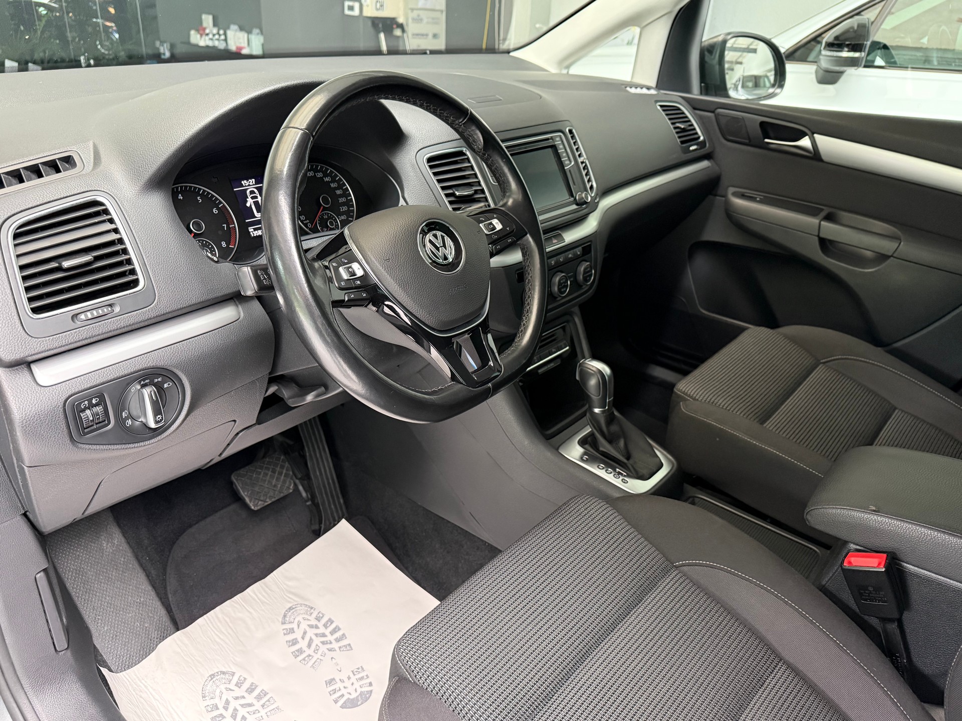 VW SHARAN 1.4 TSI * 7 Plätzer *-image-10