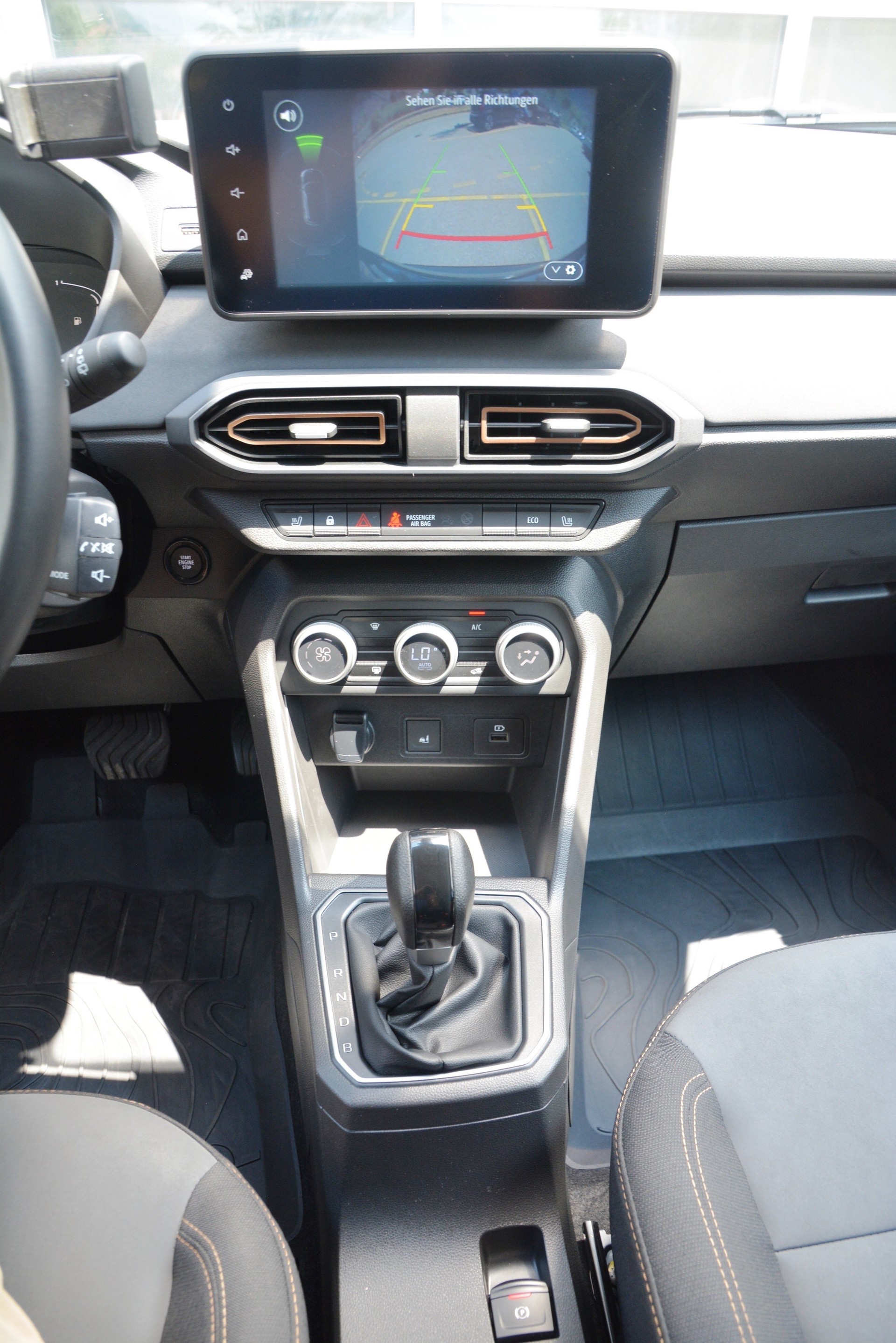 DACIA Jogger HEV 140 Extreme-image-6