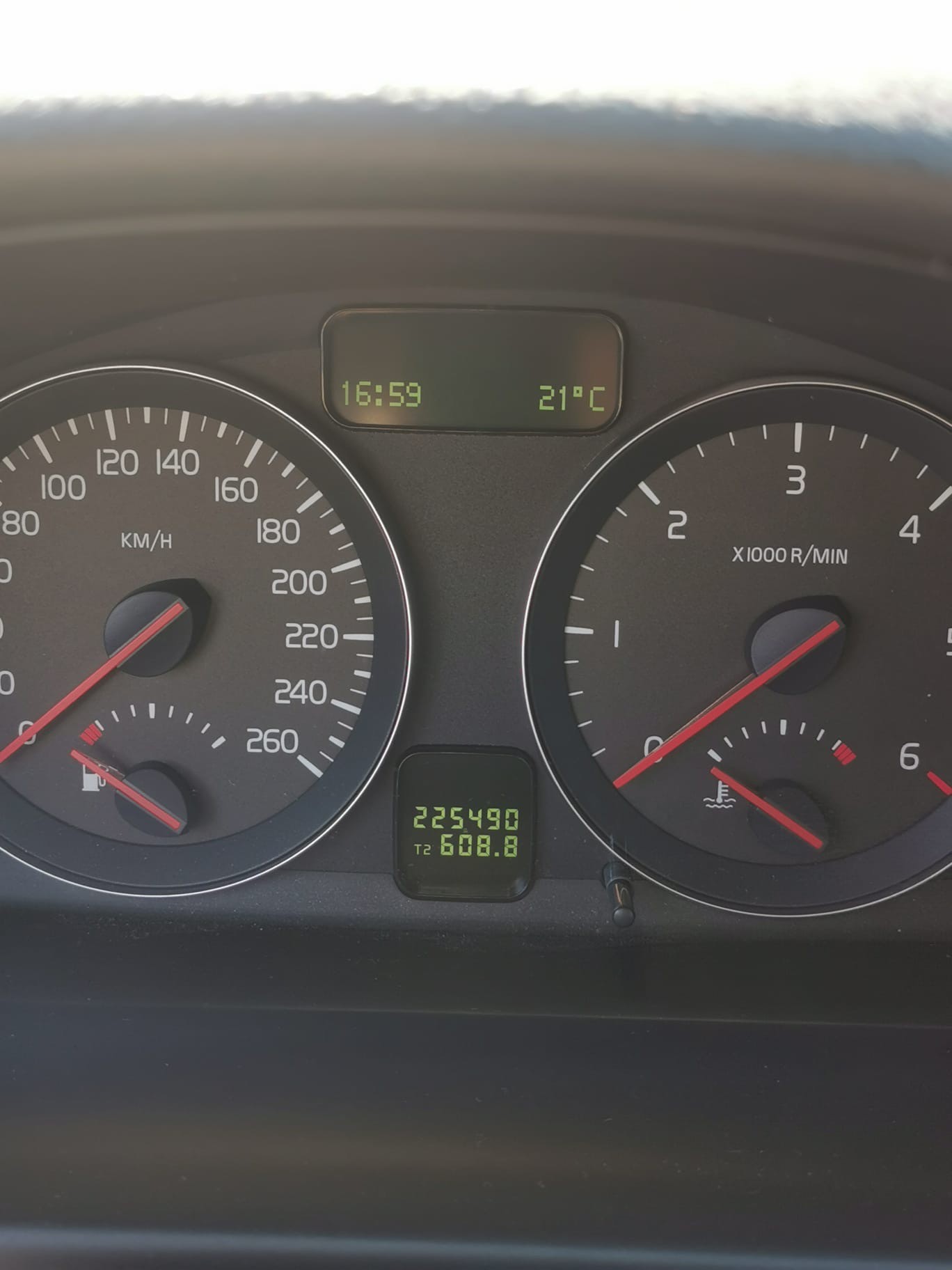 VOLVO V50 1.6D DRIVe Start/Stop Momentum-image-14