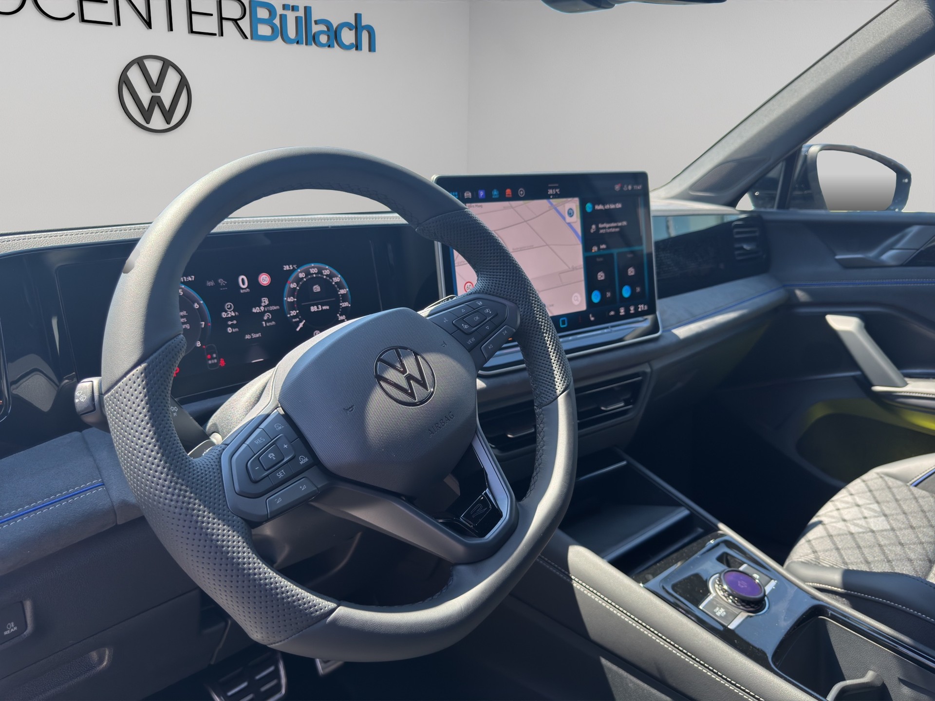 VW Tiguan 2.0 TSI DSG R-Line 4Motion-image-9