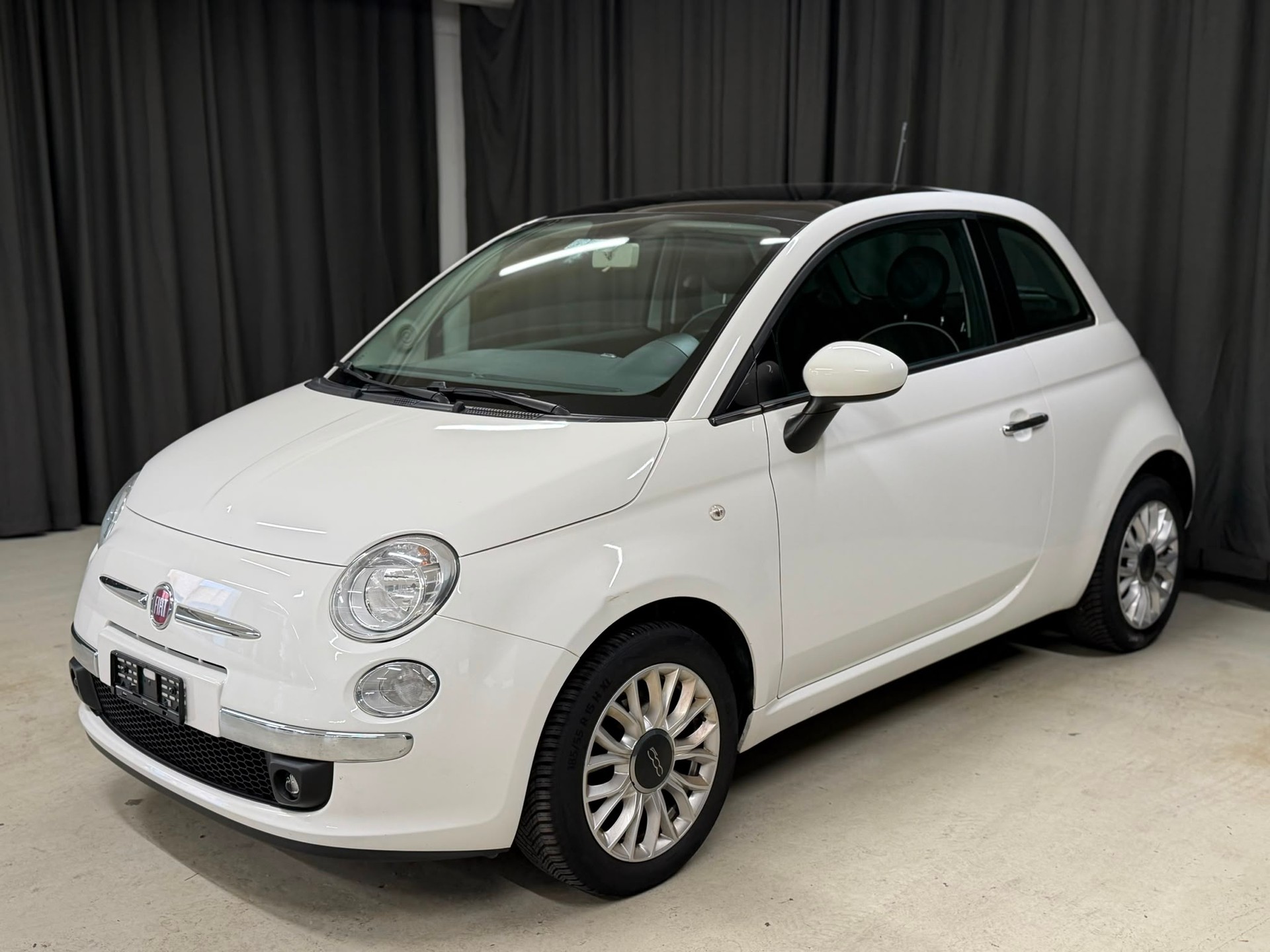 FIAT 500 1.2 Lounge-image-0