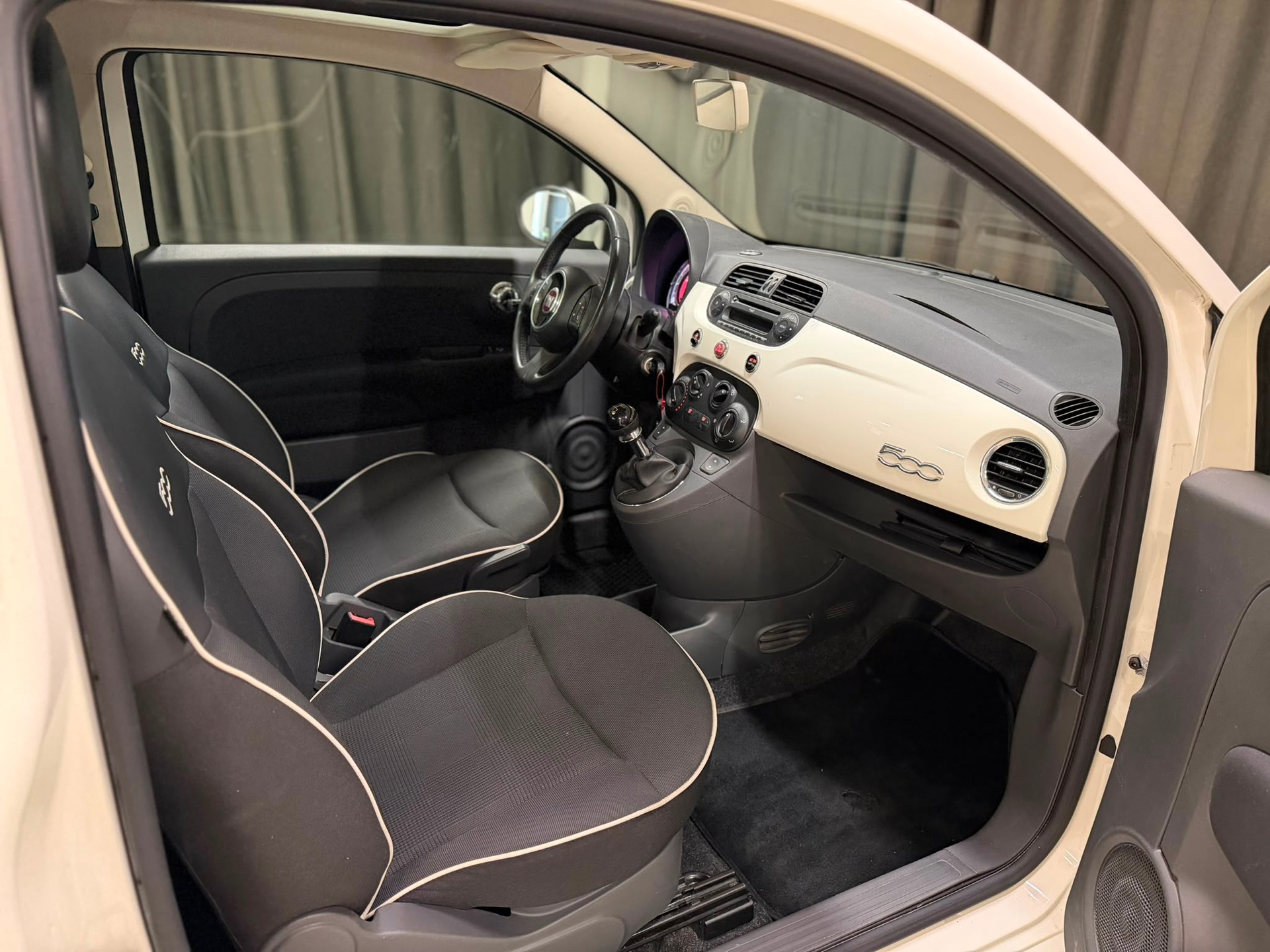 FIAT 500 1.2 Lounge-image-11