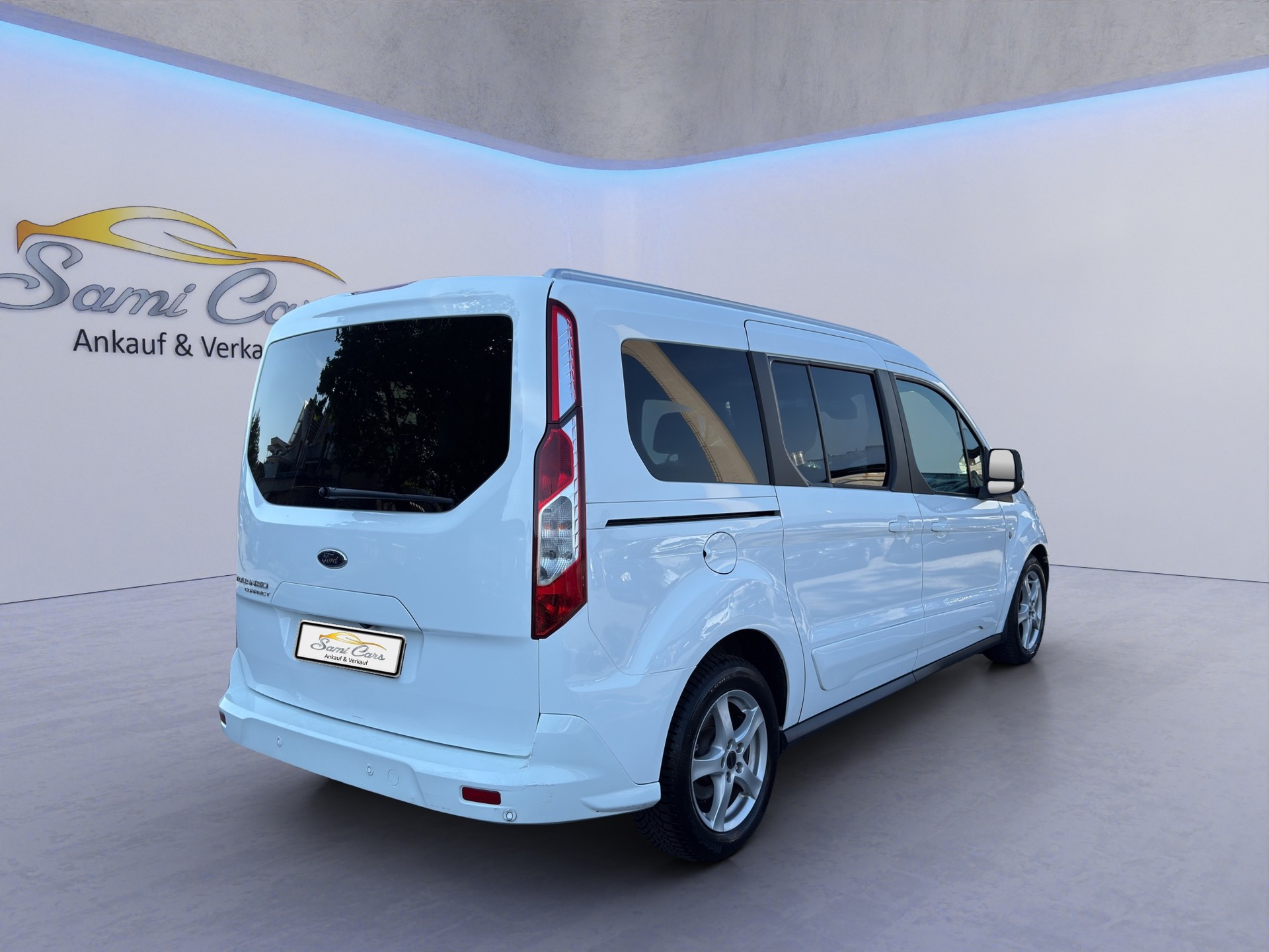 FORD Grand Tourneo Connect 1.5 TDCi Trend Powershift-image-1