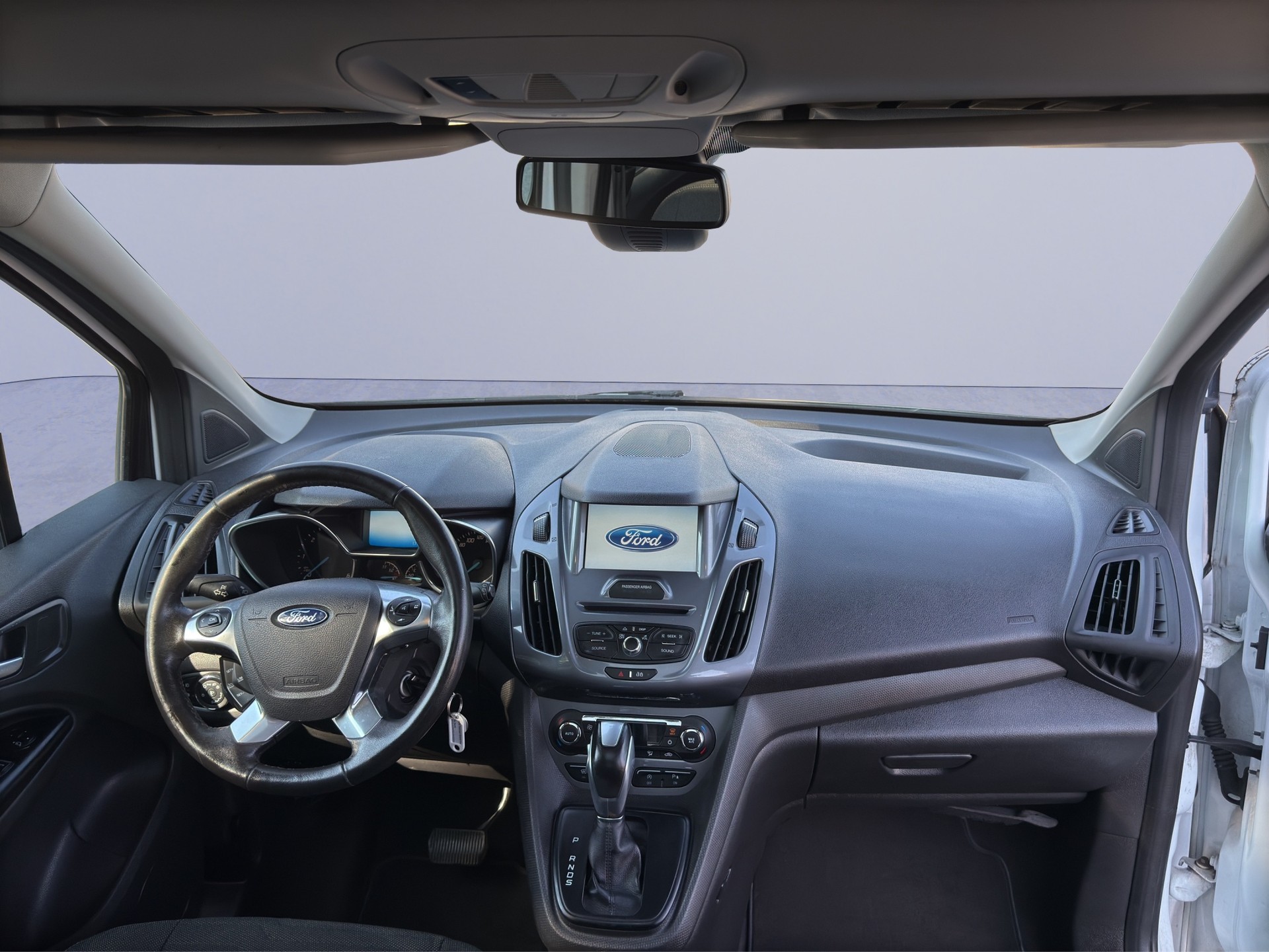 FORD Grand Tourneo Connect 1.5 TDCi Trend Powershift-image-9