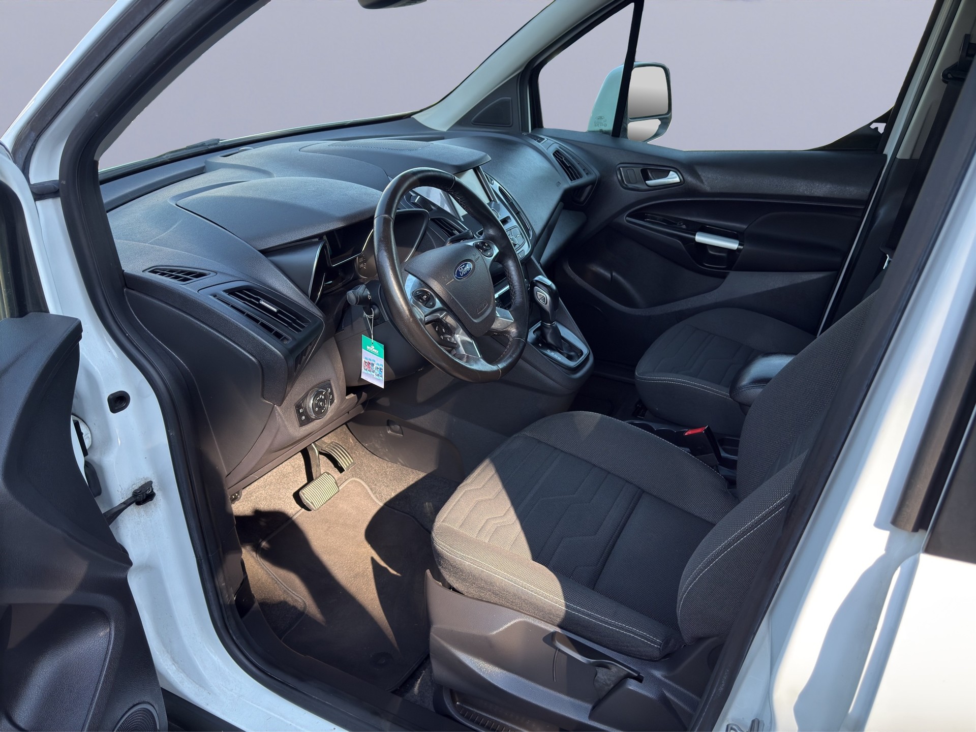 FORD Grand Tourneo Connect 1.5 TDCi Trend Powershift-image-11