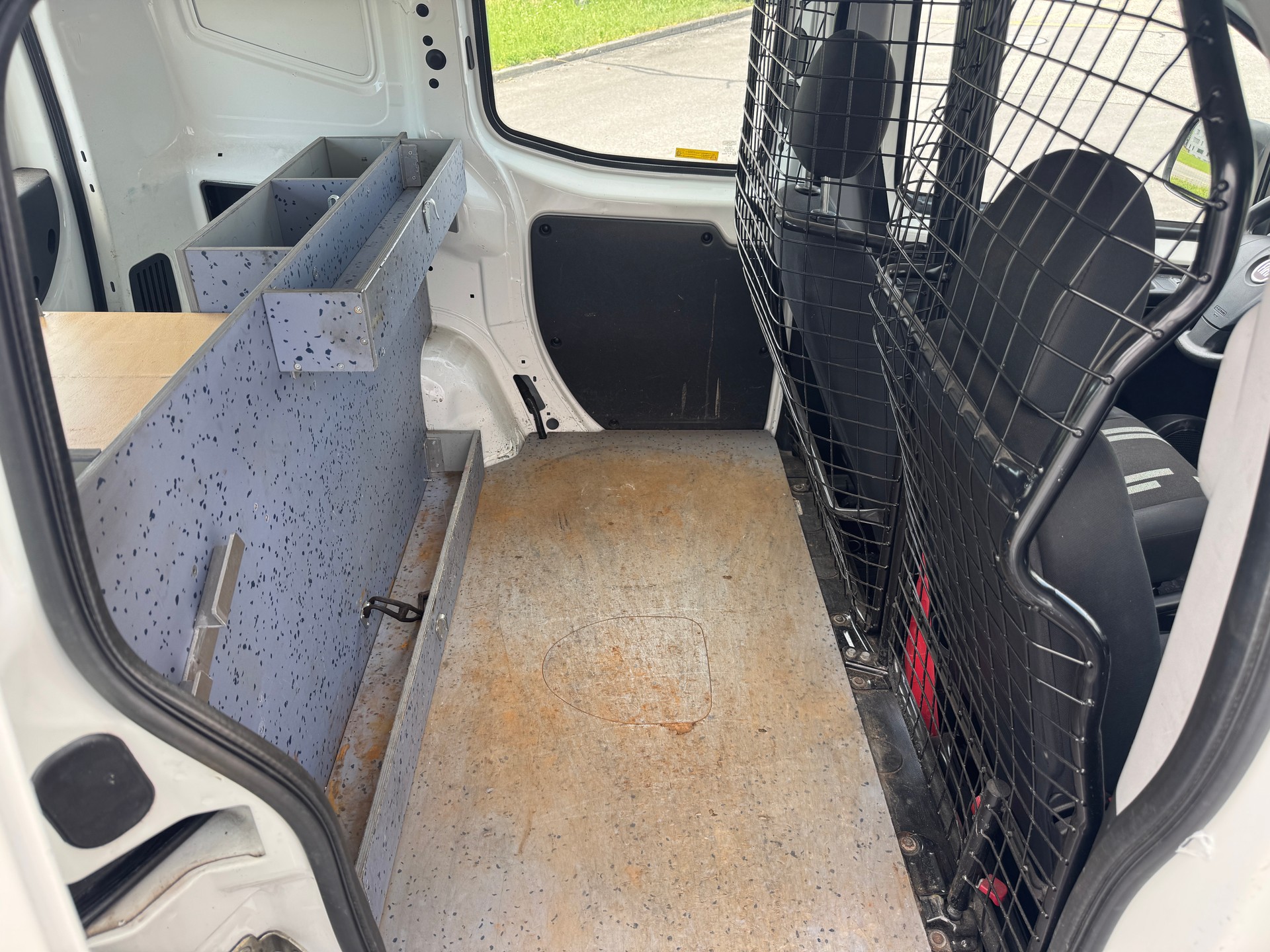 FIAT Fiorino 1.4 8V Natural Power Swiss-image-7