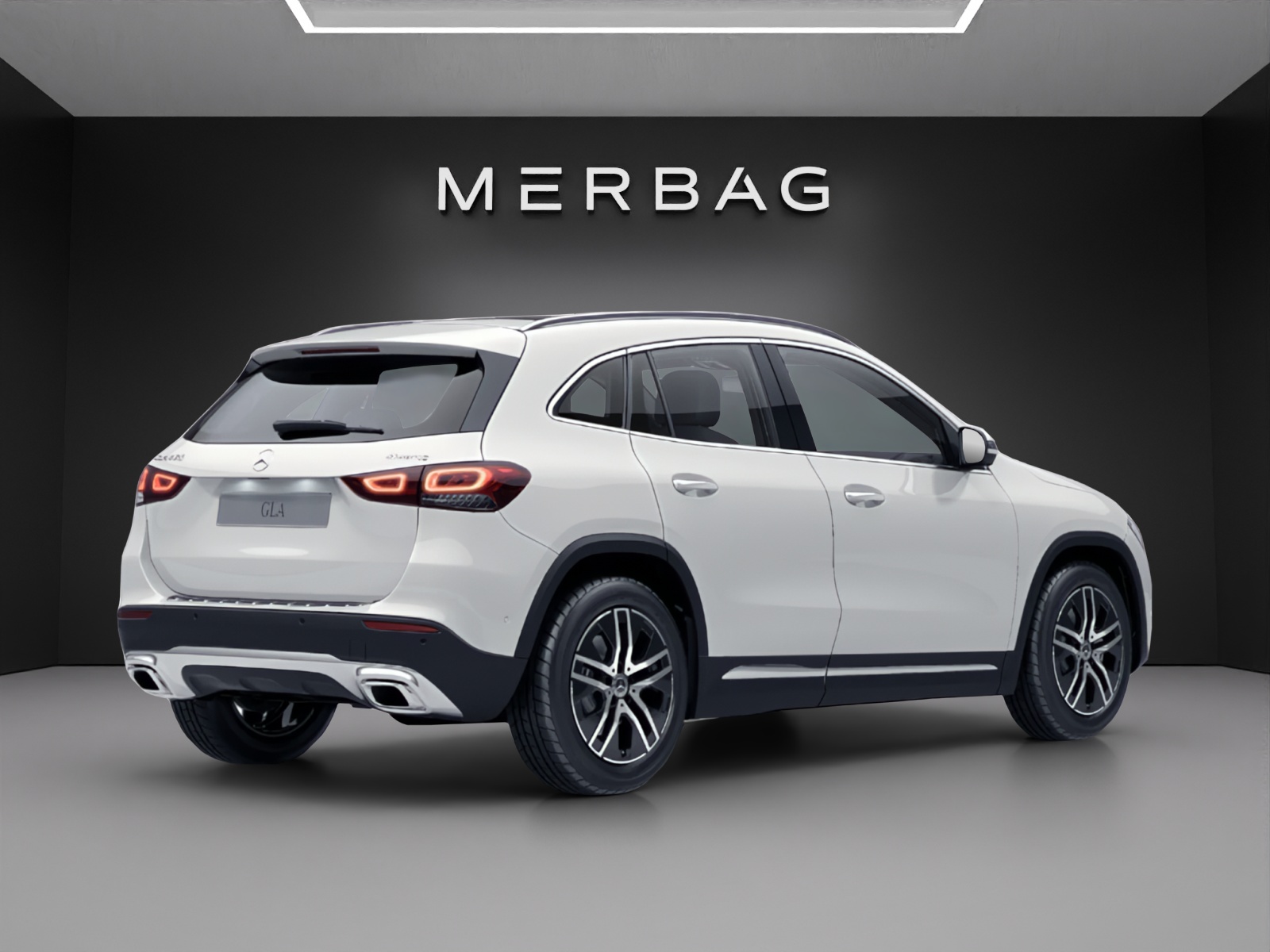 MERCEDES-BENZ GLA 250 4Matic Progressive 8G-DCT-image-2