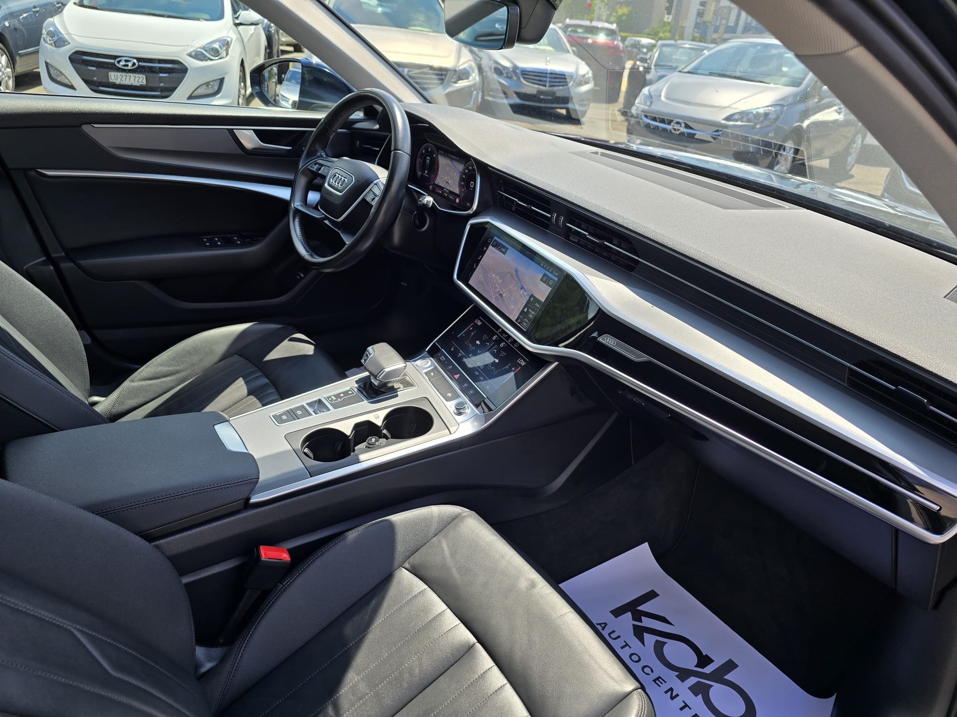 AUDI A6 Avant 40 TDI Design S-tronic-image-18
