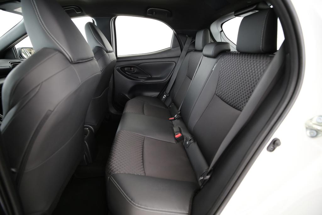 TOYOTA Yaris 1.5 VVT-iE Move MdS-image-10