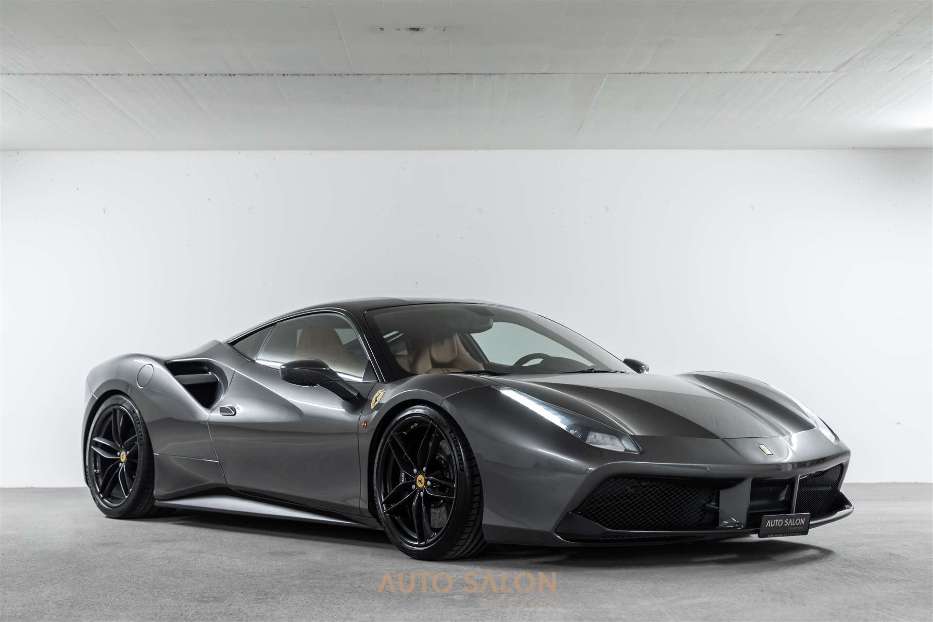 FERRARI 488 GTB 3.9 V8-showroom-element-2