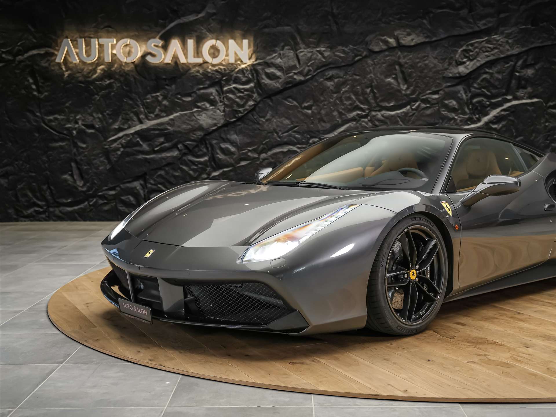 FERRARI 488 GTB 3.9 V8 *Daytona Racing-Sitze*Liftsystem*-image-12