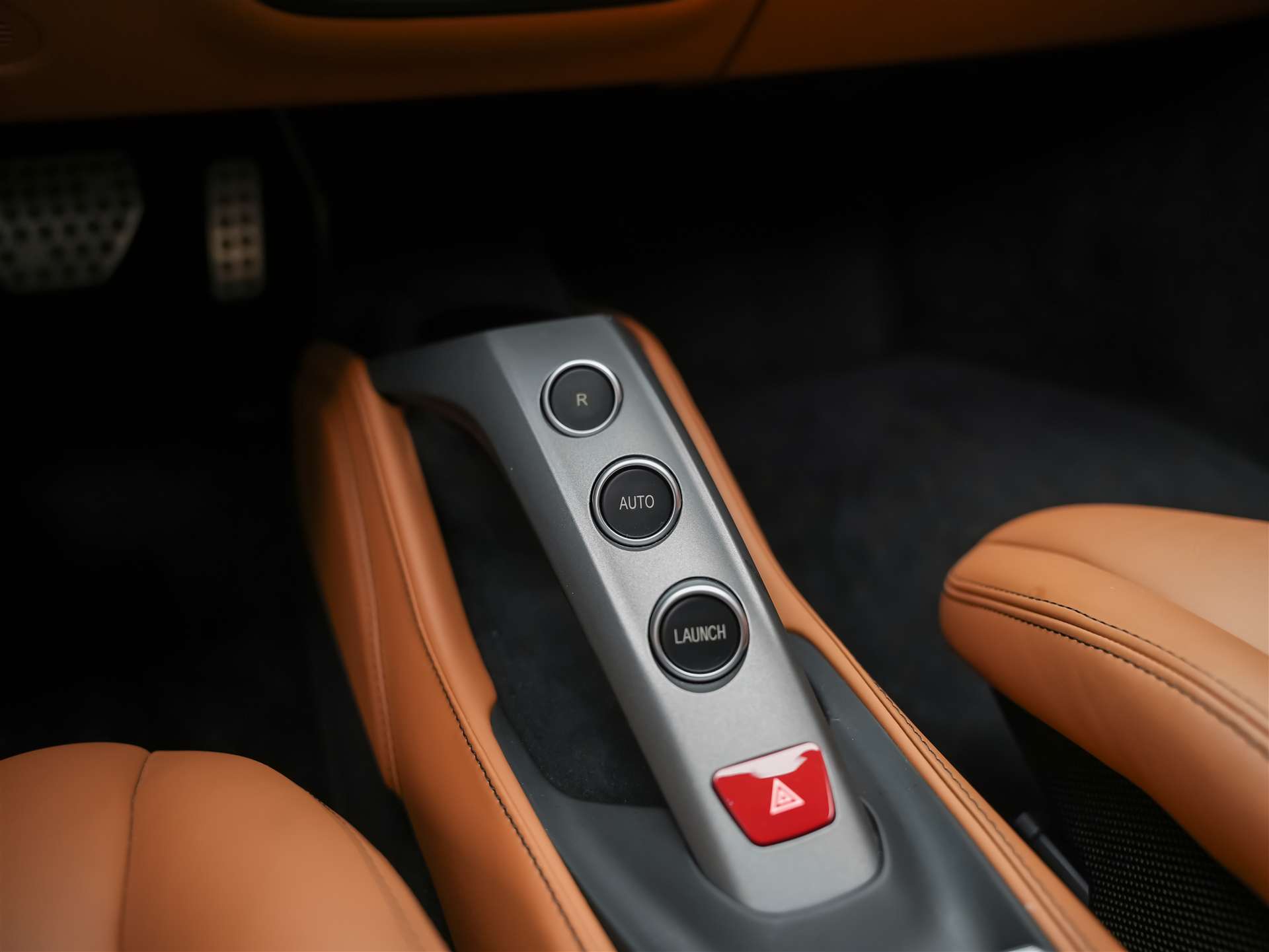 FERRARI 488 GTB 3.9 V8 *Daytona Racing-Sitze*Liftsystem*-image-35